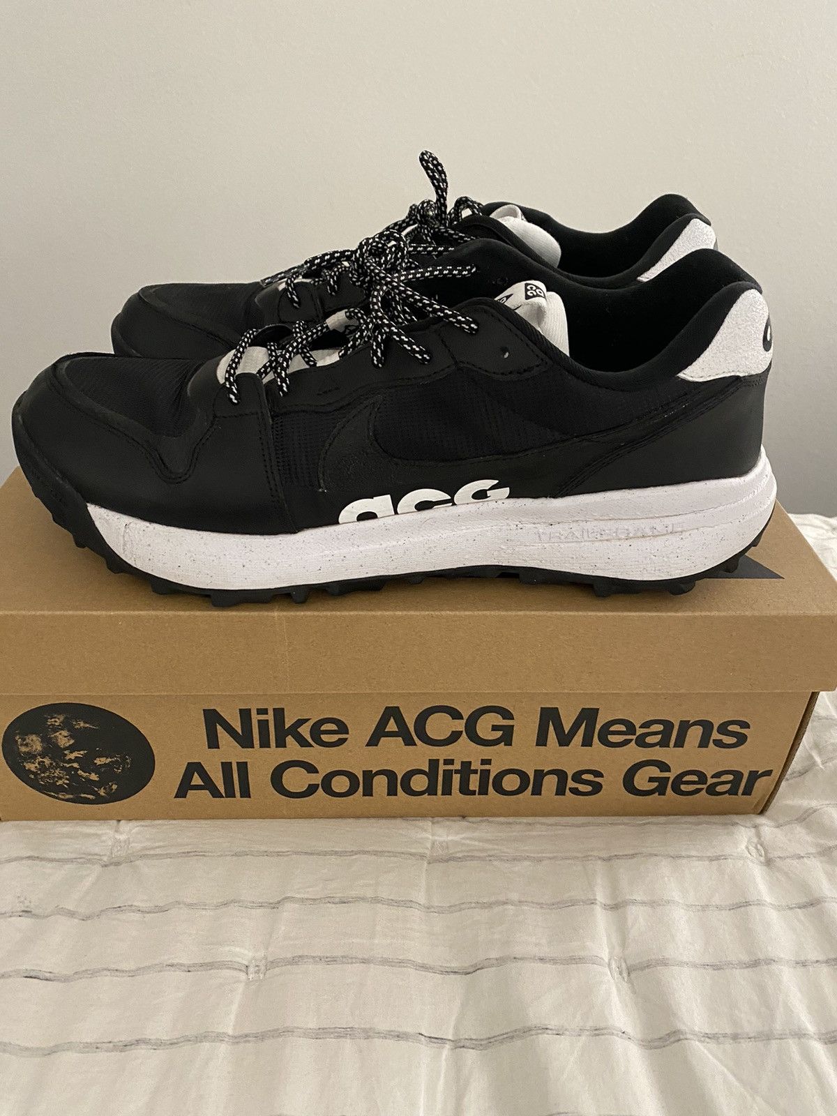 Nike Nike ACG Lowcate Shoes Sz13 Size US 13 / EU 46 - 2 Thumbnail