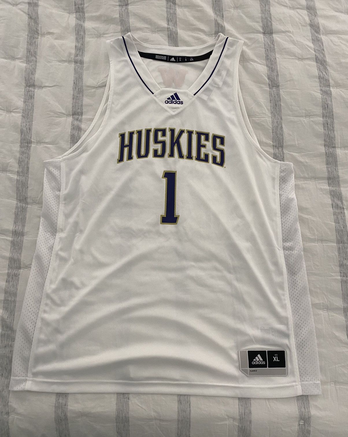 NCAA Adidas U of Washington Basketball Swingman Jersey XL NWT Size US XL / EU 56 / 4 - 3 Thumbnail