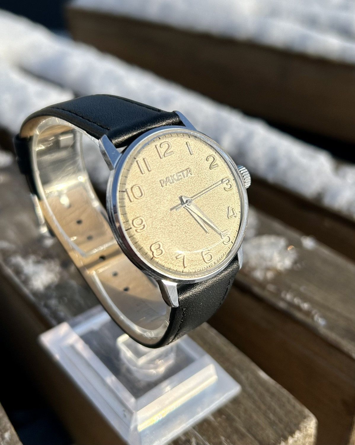Vintage Vintage Soviet Raketa Watch Mechanical Wristwatch USSR 1980s Size ONE SIZE - 10 Thumbnail