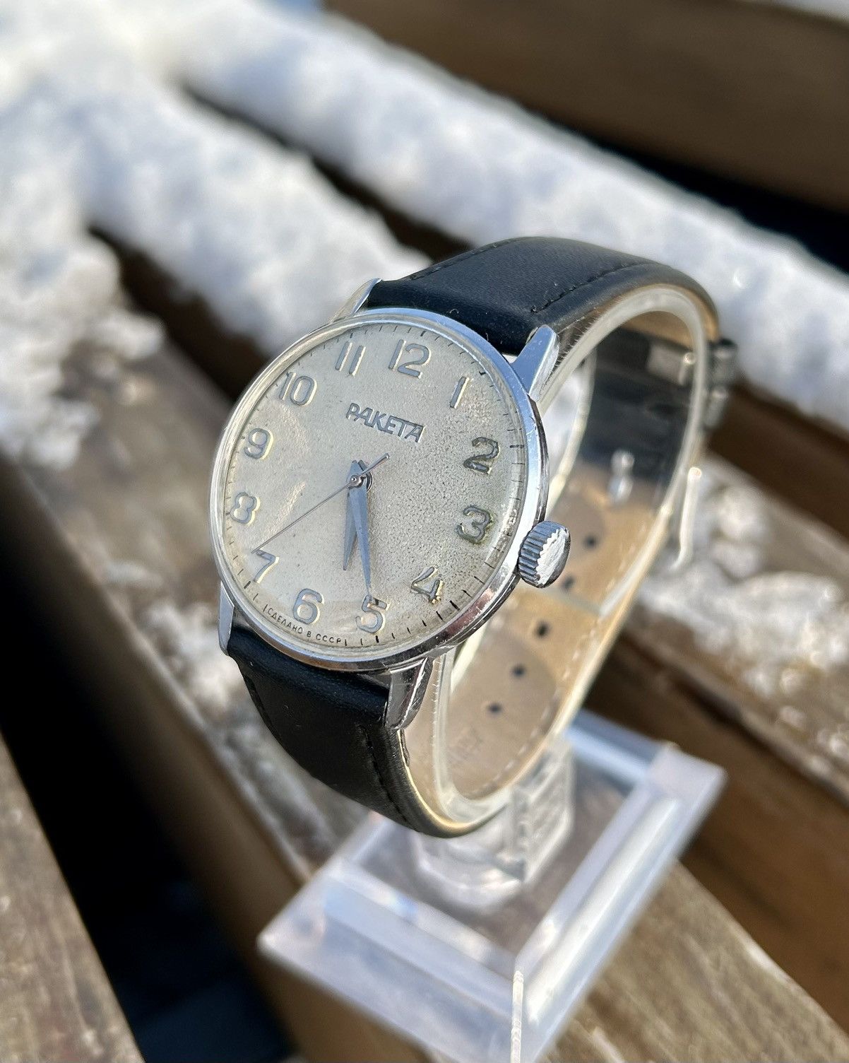 Vintage Vintage Soviet Raketa Watch Mechanical Wristwatch USSR 1980s Size ONE SIZE - 5 Thumbnail