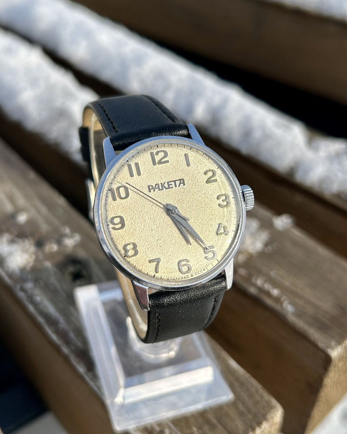 Vintage Vintage Soviet Raketa Watch Mechanical Wristwatch USSR 1980s Size ONE SIZE - 2 Thumbnail