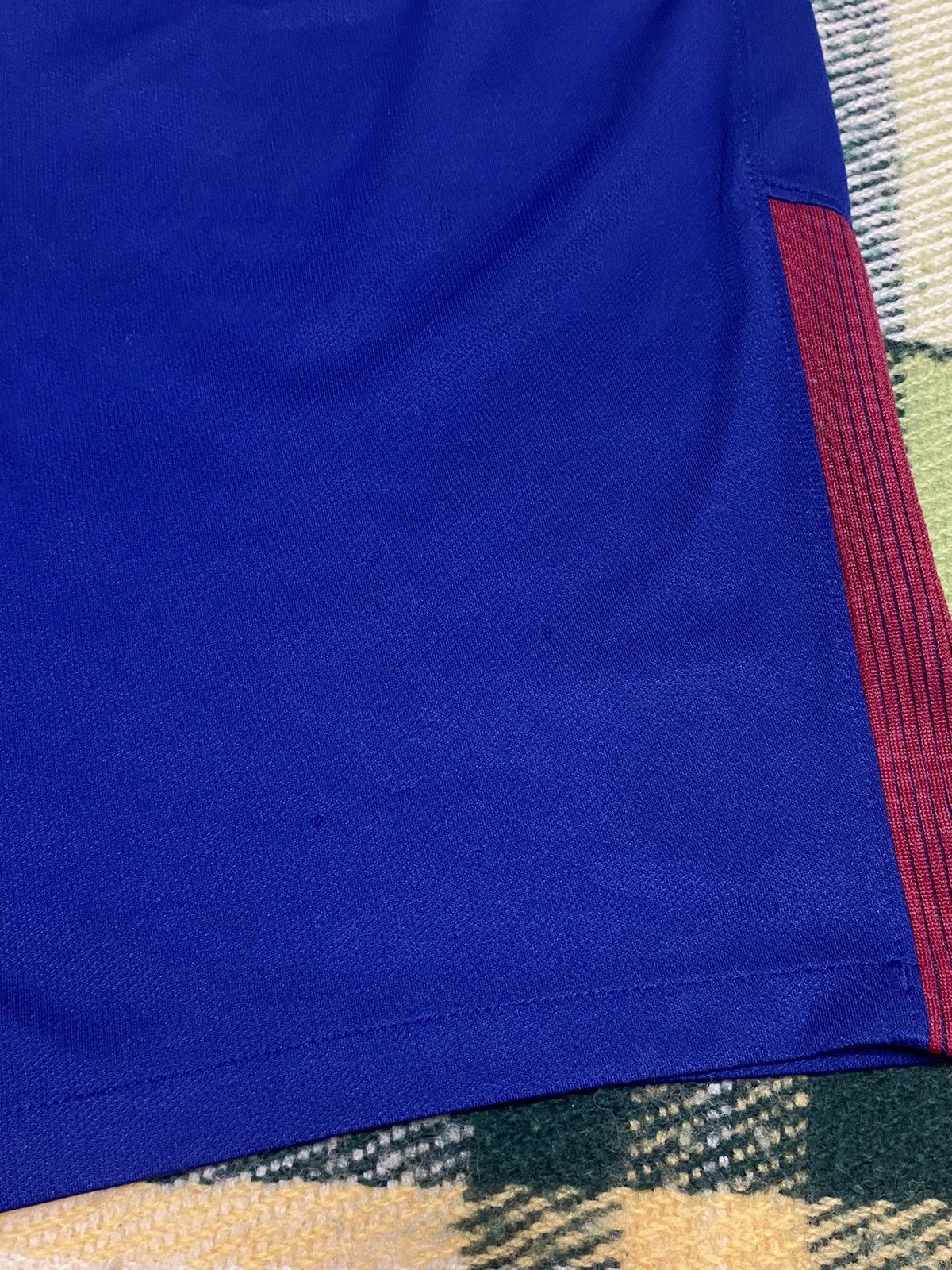 Nike Vintage Nike shorts Barcelona streetwear y2k style size M Size US 32 / EU 48 - 3 Thumbnail