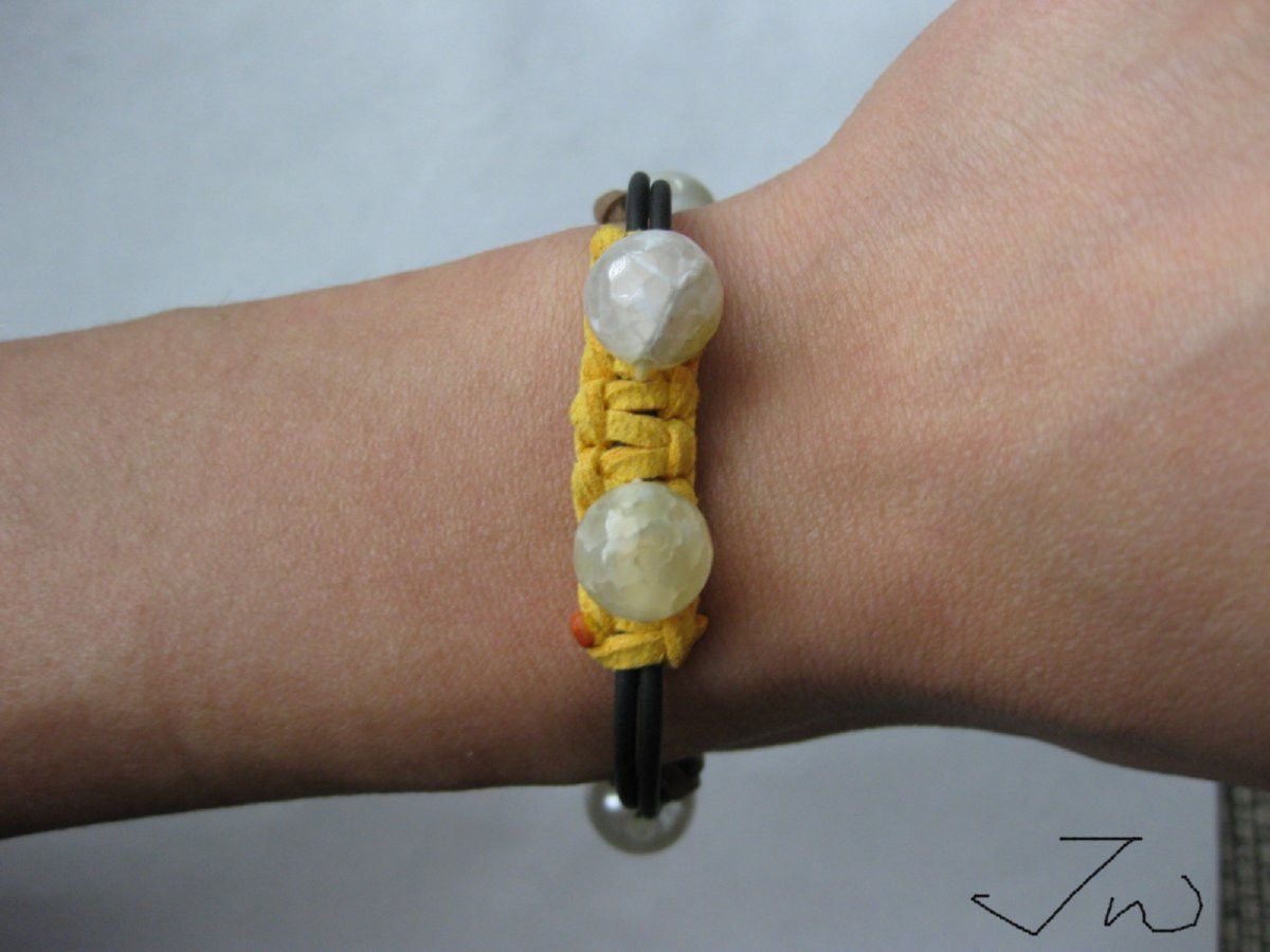Jewelry Green Agate Bead and Pearl Bead Leather Rubber Bracelet Size ONE SIZE - 4 Thumbnail