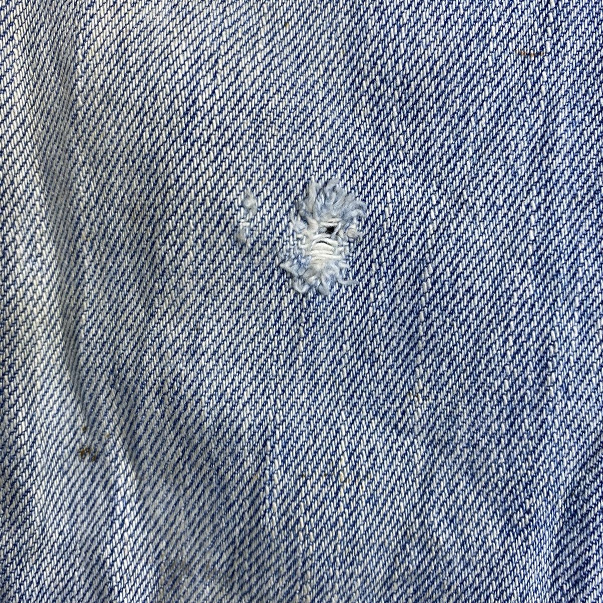 Levi's Vintage Levi’s 505 Washed Blue Denim Size US 35 - 16 Thumbnail
