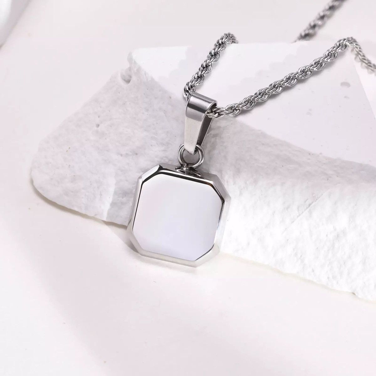 Jewelry Geometric Square Necklace Size ONE SIZE - 2 Thumbnail