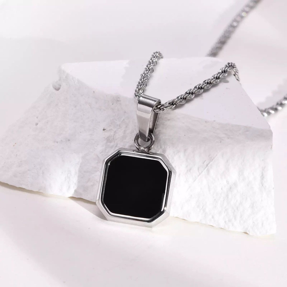 Jewelry Geometric Square Necklace Size ONE SIZE - 4 Thumbnail