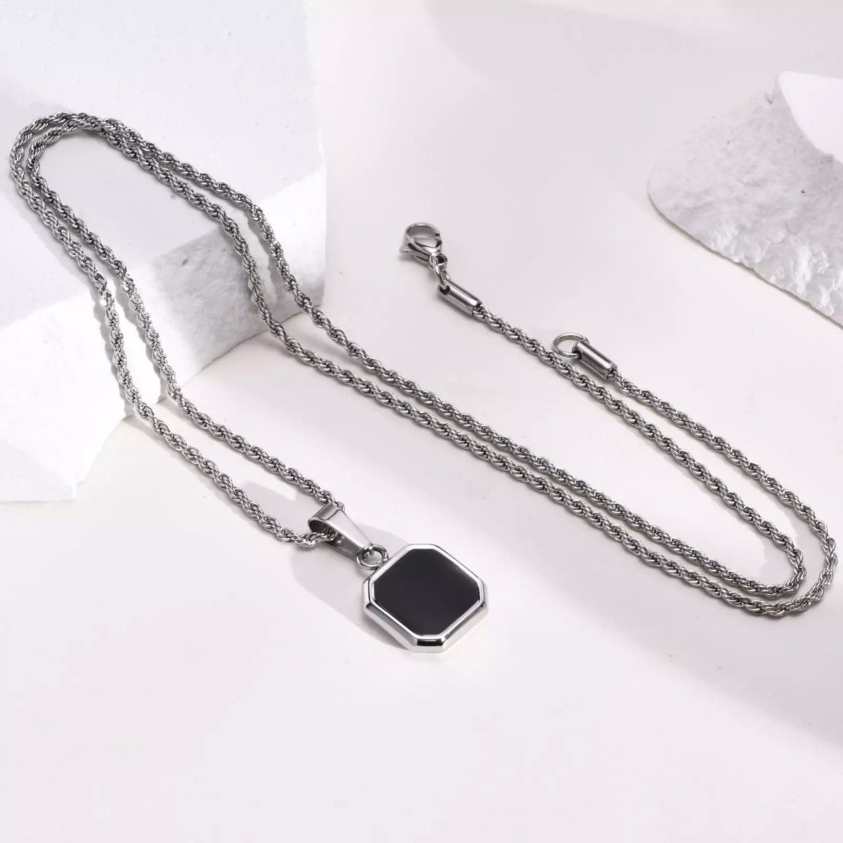 Jewelry Geometric Square Necklace Size ONE SIZE - 1 Thumbnail