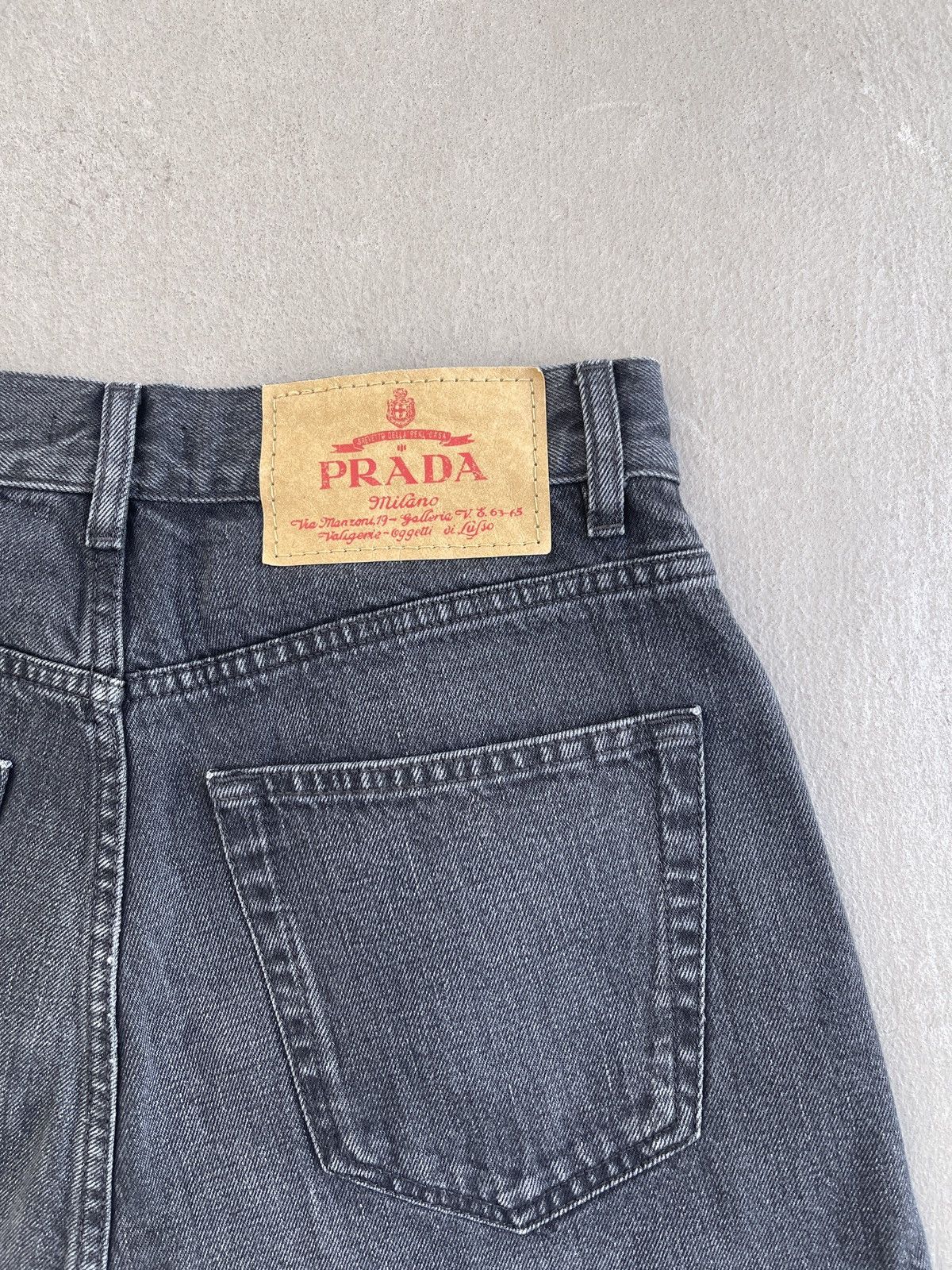 Prada STEAL! 1200$ Prada Runway Bermudas Denim Shorts (Brand New) Size US 30 / EU 46 - 4 Thumbnail