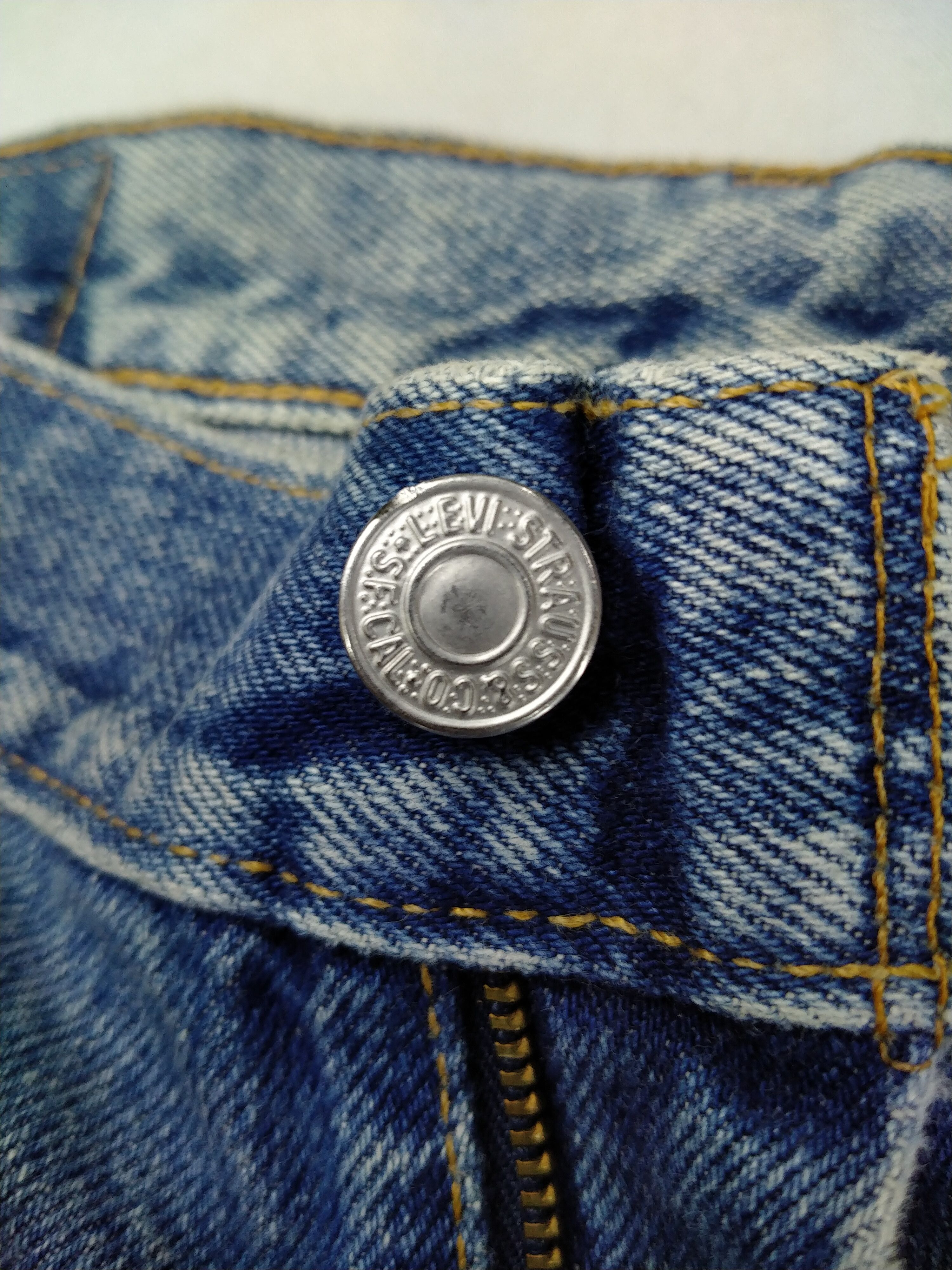 Levi's Loose Fit Blue Vintage Levi's 560 Denim 37x29.5 -JN290 Size US 37 - 8 Thumbnail