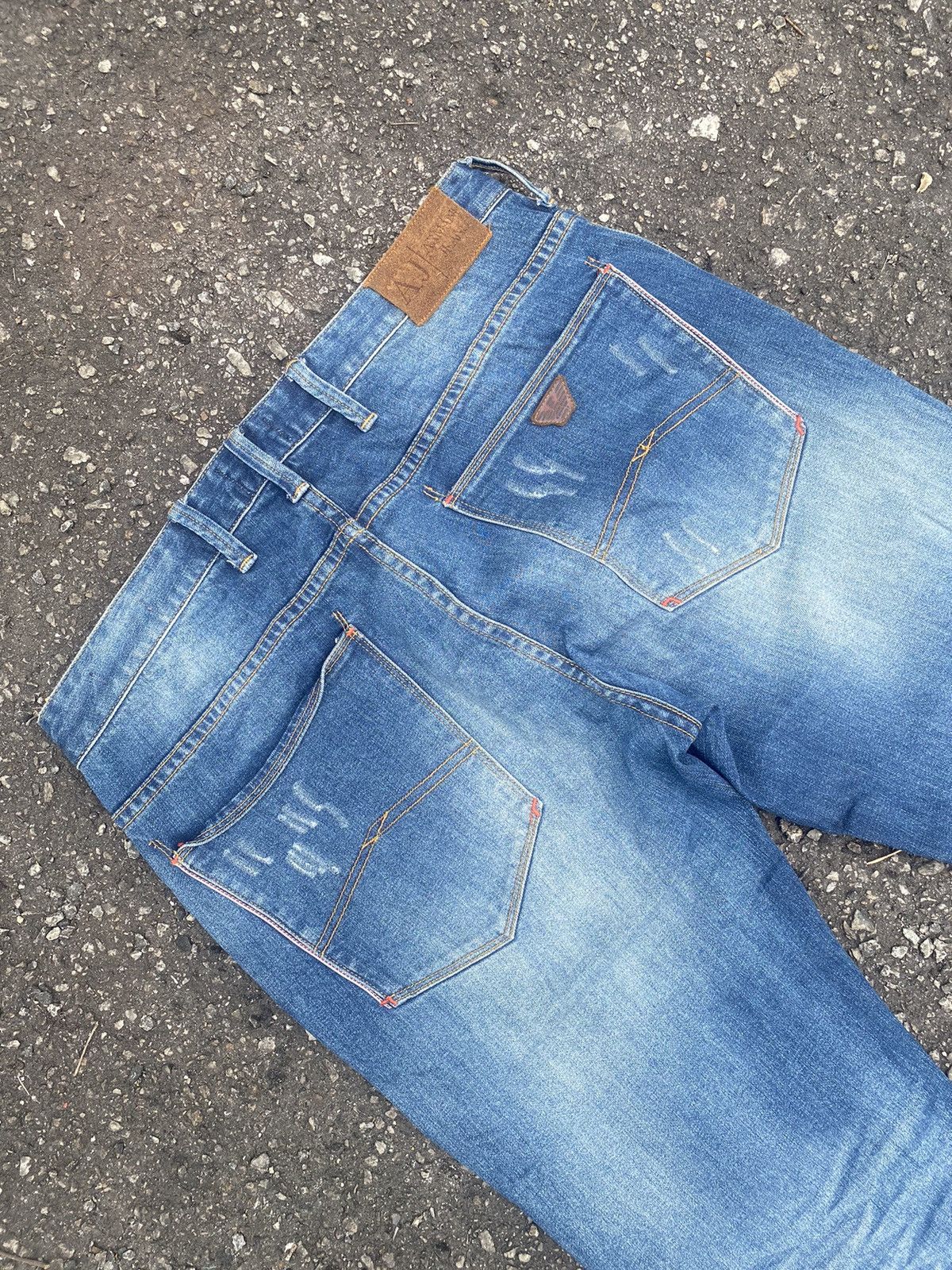Armani Armani Jeans Distressed Denim Size US 34 / EU 50 - 7 Thumbnail