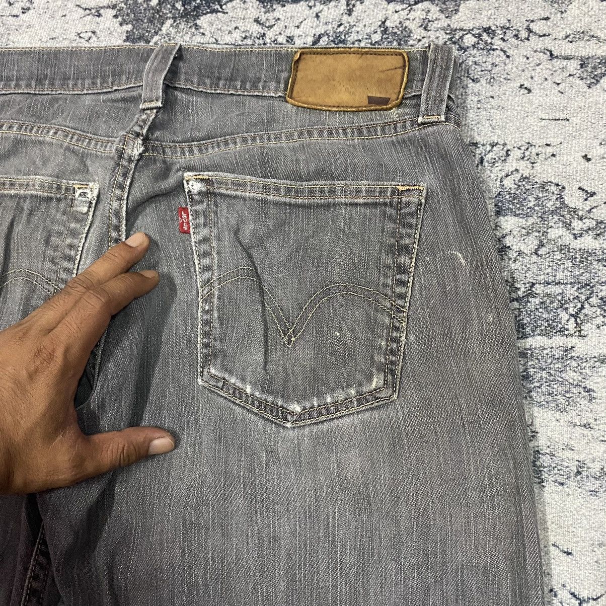 Levi's × Vintage Vintage Levis 514 tm X Stright Faded Denim Jeans Size US 31 - 13 Thumbnail