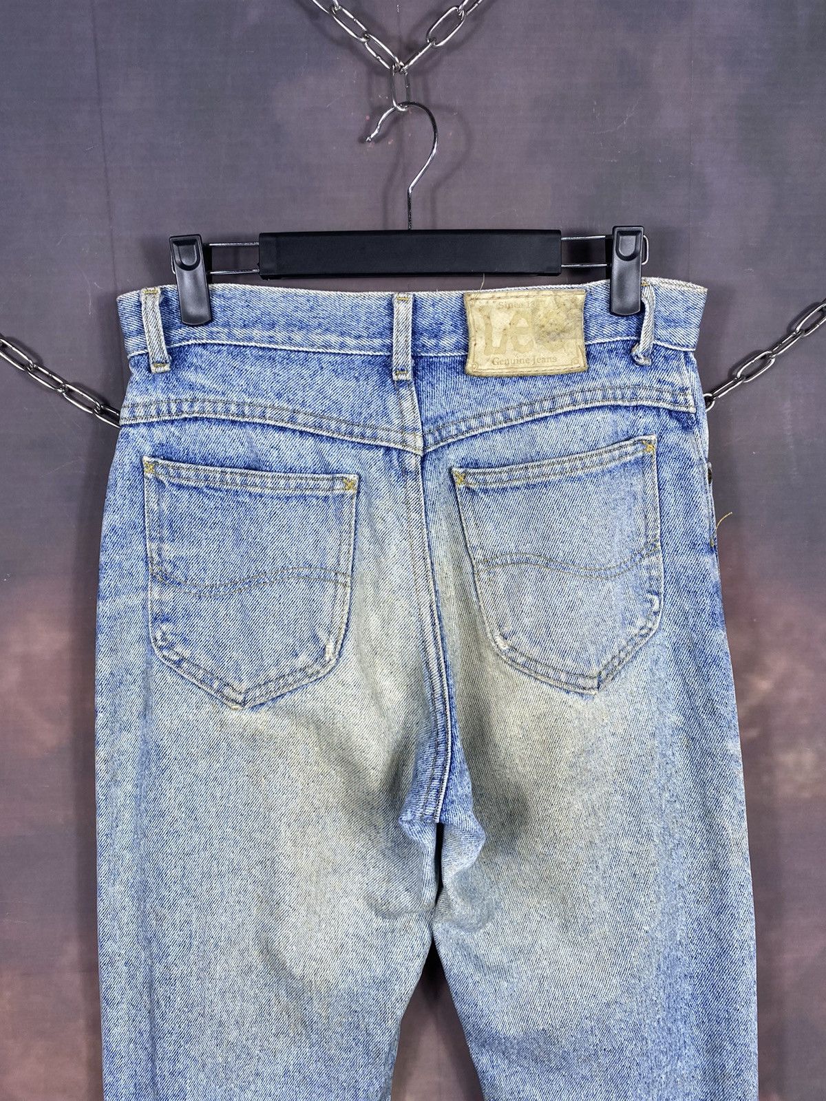 Lee × Vintage Vintage Lee Distressed Light Washed Jeans 29x34 Size US 29 - 7 Thumbnail