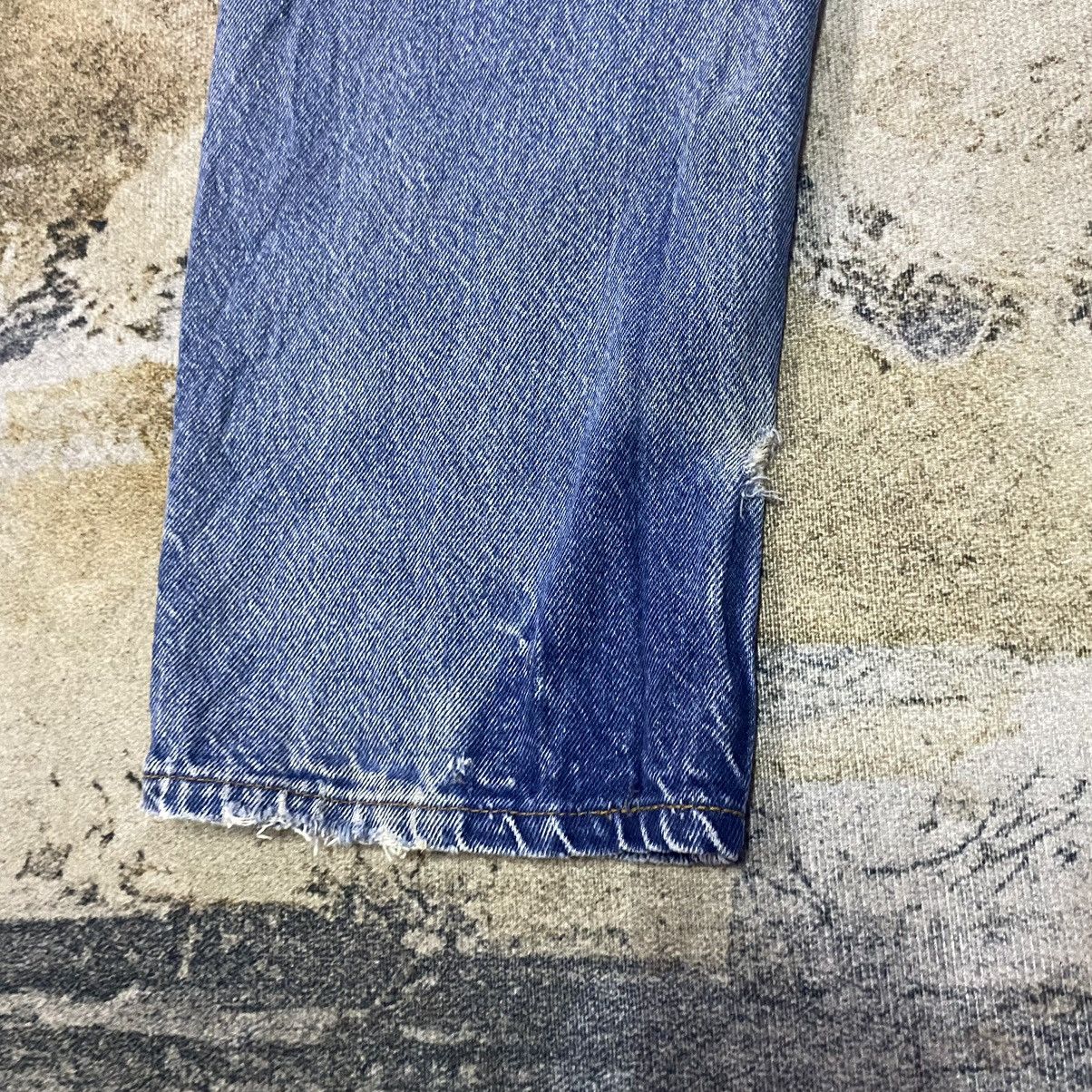 Levi's × Vintage Vintage Levis 505 Orange Tab Light Washed Distressed Jeans Size US 38 / EU 54 - 13 Thumbnail
