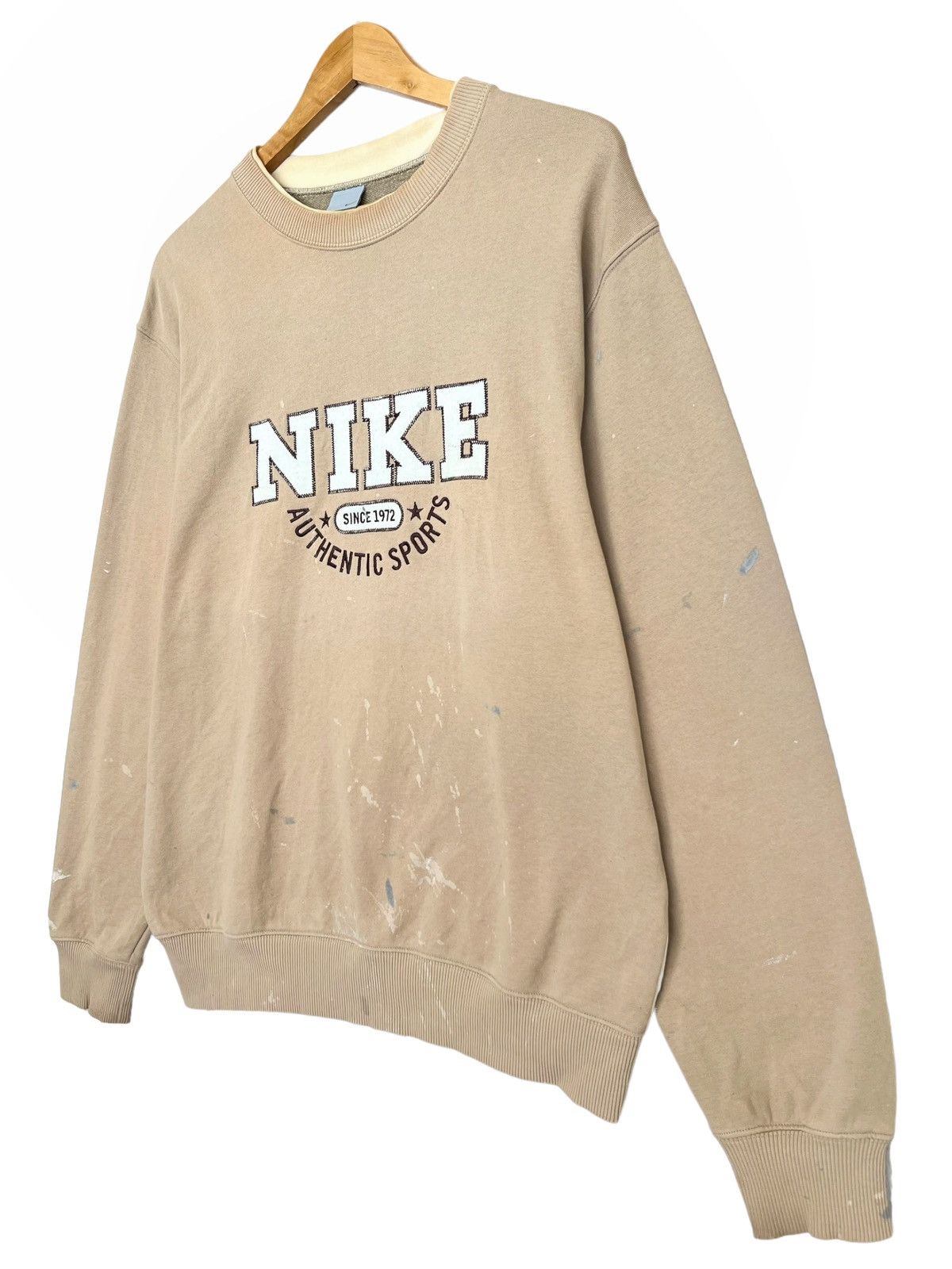 Vintage Vintage 90s Nike Sweatshirt Nike Distressed Paint Splashed Size US L / EU 52-54 / 3 - 4 Thumbnail
