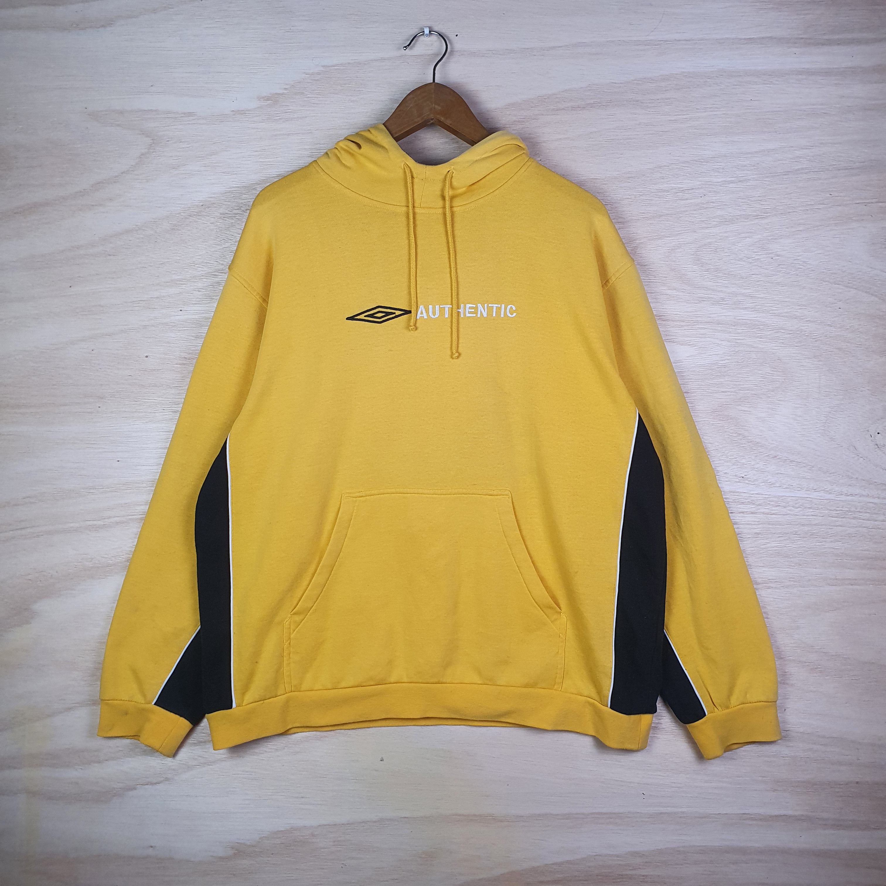 Umbro × Vintage HOODIE UMBRO AUTHENTIC EMBEROIDERY LOGO Size US L / EU 52-54 / 3 - 1 Thumbnail