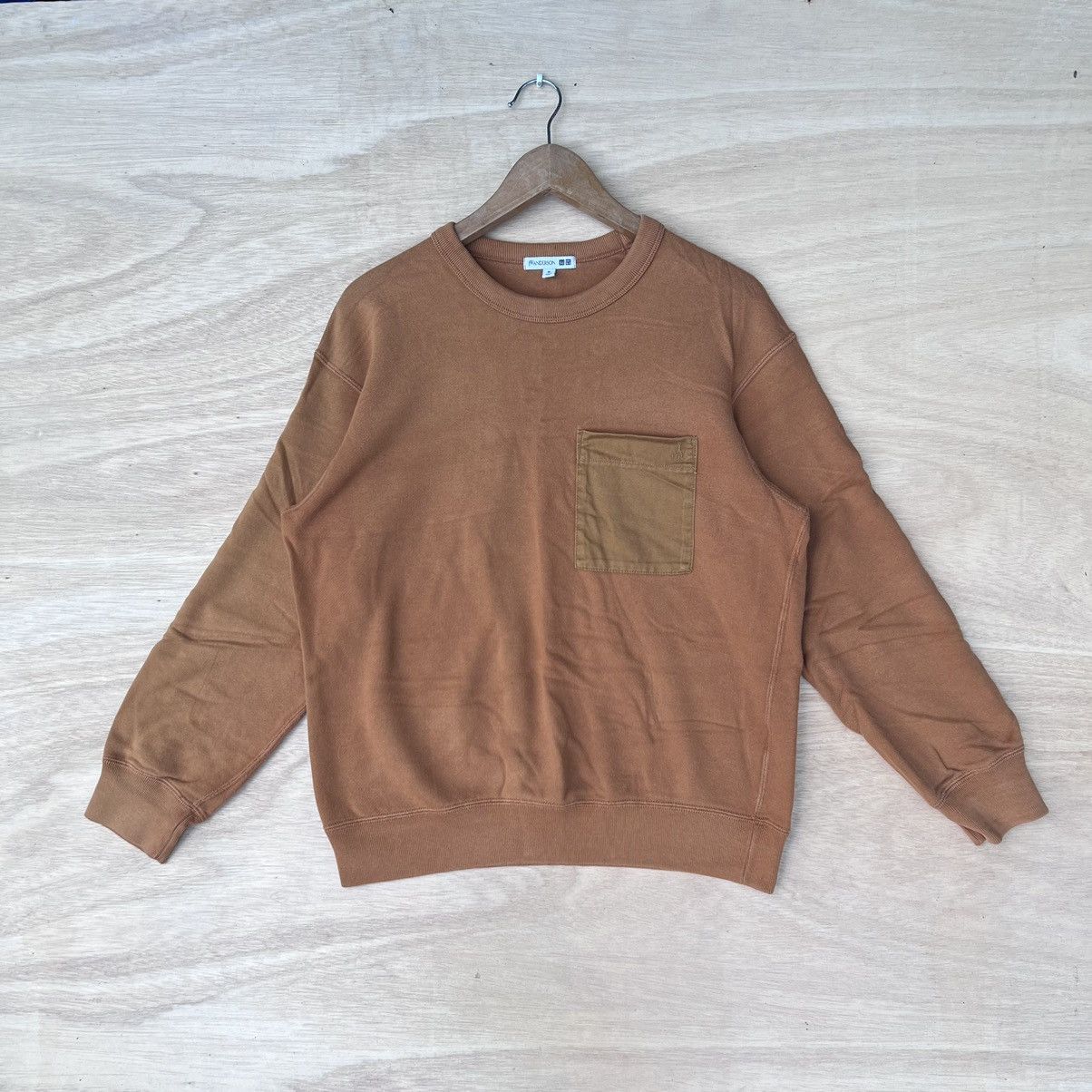 JW Anderson × Uniqlo SWEATSHIRT J W ANDERSON X UNIQLO Size US M / EU 48-50 / 2 - 1 Thumbnail