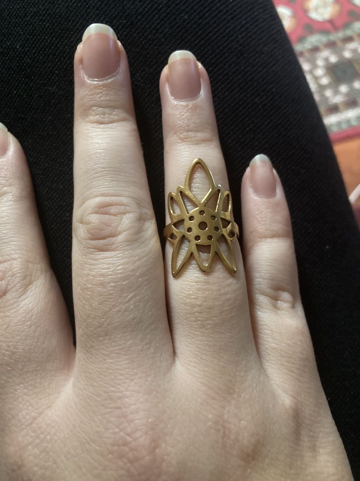 Jewelry 18 karat gold plated stainless steel kangaroo paw ring Size ONE SIZE - 1 Thumbnail