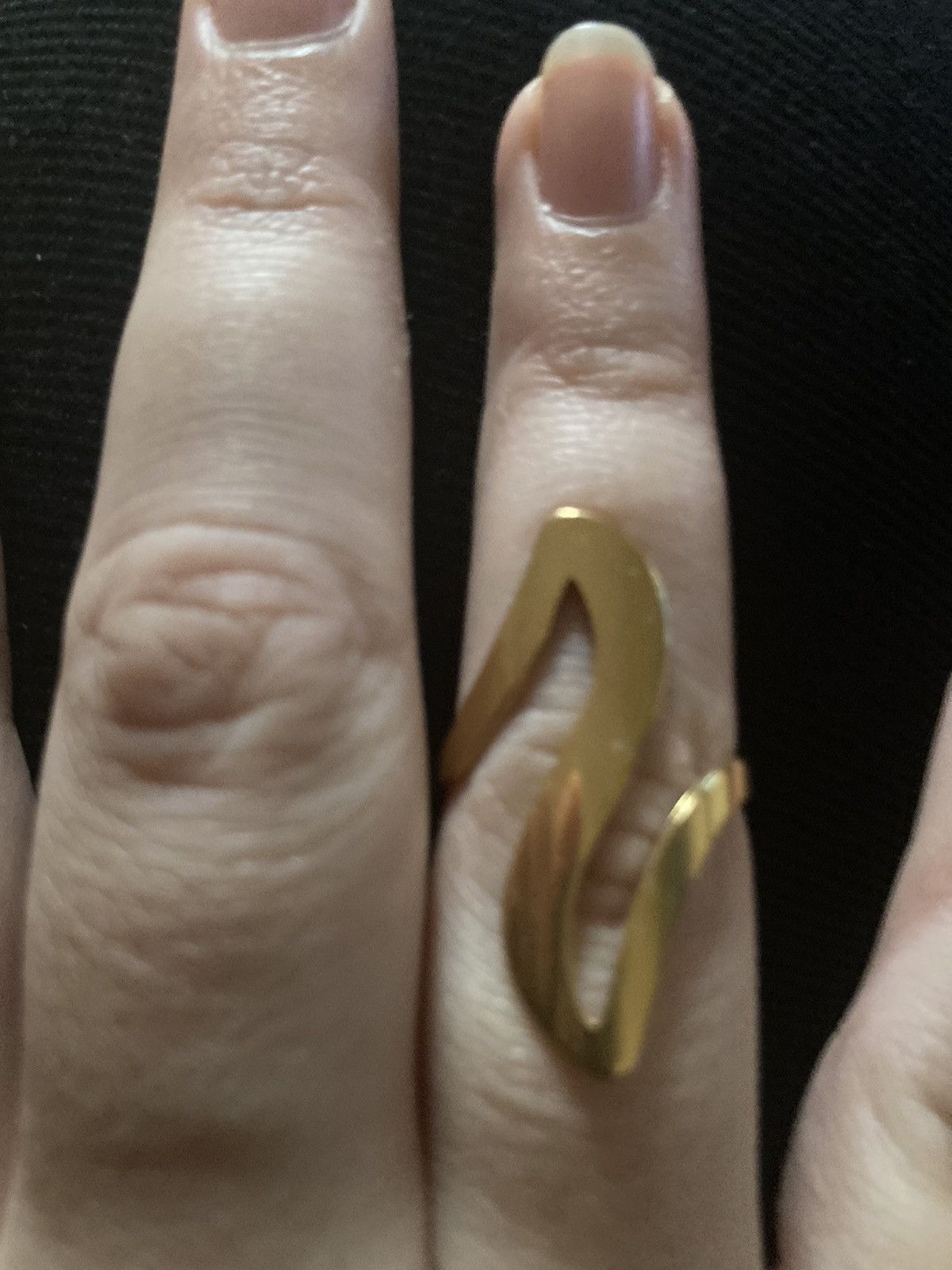 Jewelry 18 karat gold plated stainless steel up down waved ring Size ONE SIZE - 1 Thumbnail