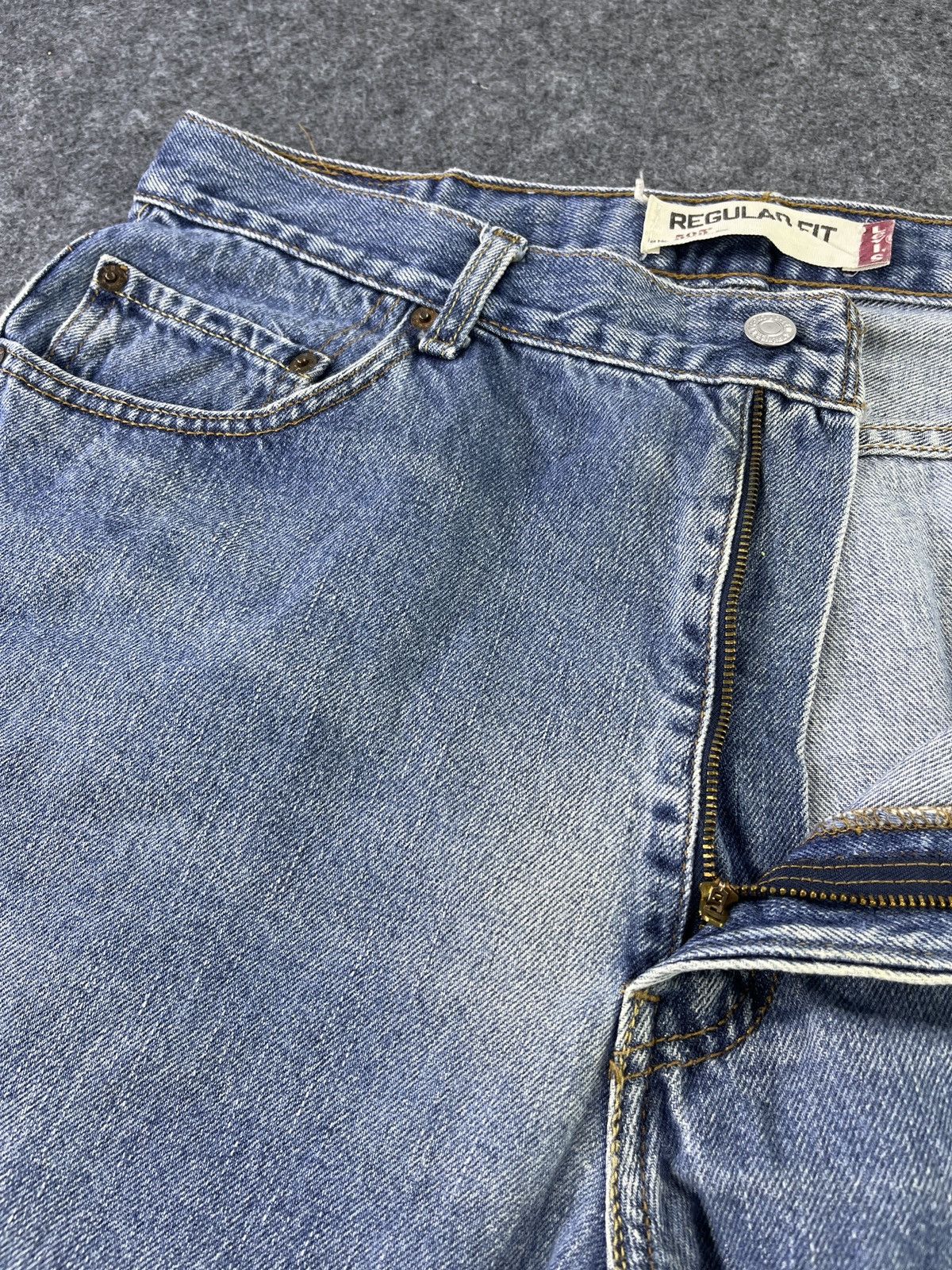 Levi's Vintage Levis 505 Regular Fit Jeans - J761 Size US 36 / EU 52 - 6 Thumbnail
