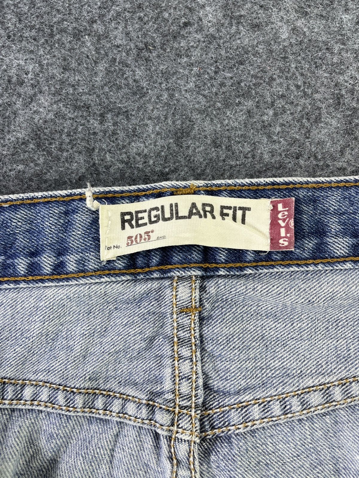 Levi's Vintage Levis 505 Regular Fit Jeans - J761 Size US 36 / EU 52 - 7 Thumbnail