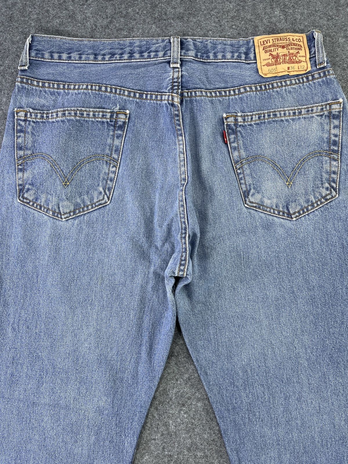Levi's Vintage Levis 505 Regular Fit Jeans - J761 Size US 36 / EU 52 - 4 Thumbnail