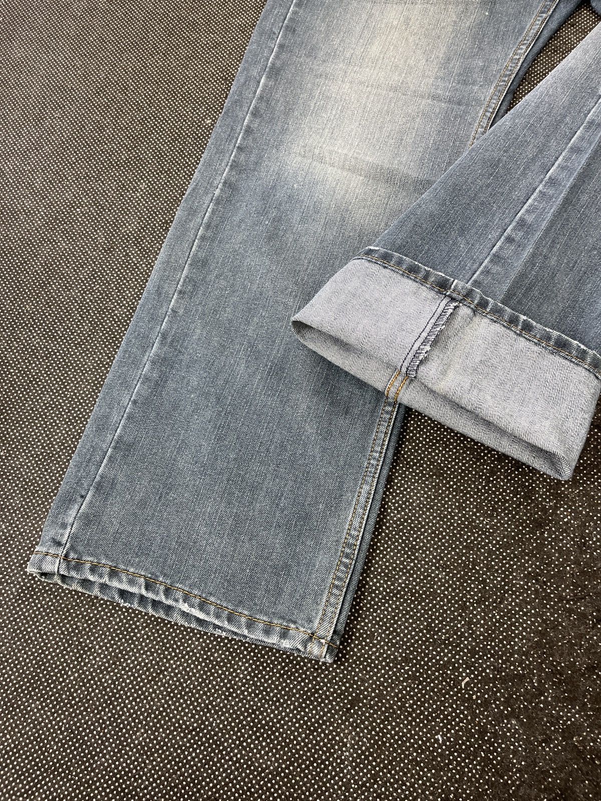 Levi's Vintage Levis 559 Blue Wash Jeans - J575 Size US 35 - 5 Thumbnail