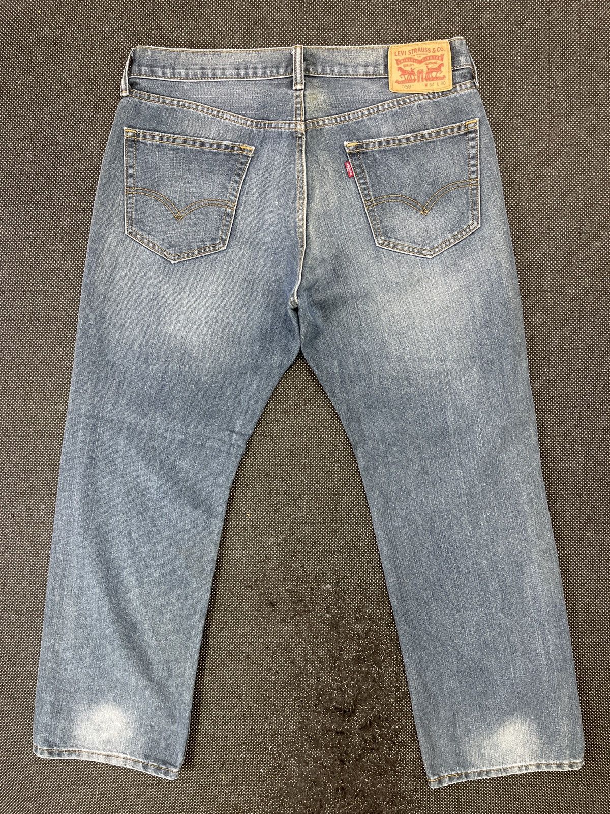 Levi's Vintage Levis 559 Blue Wash Jeans - J575 Size US 35 - 2 Thumbnail