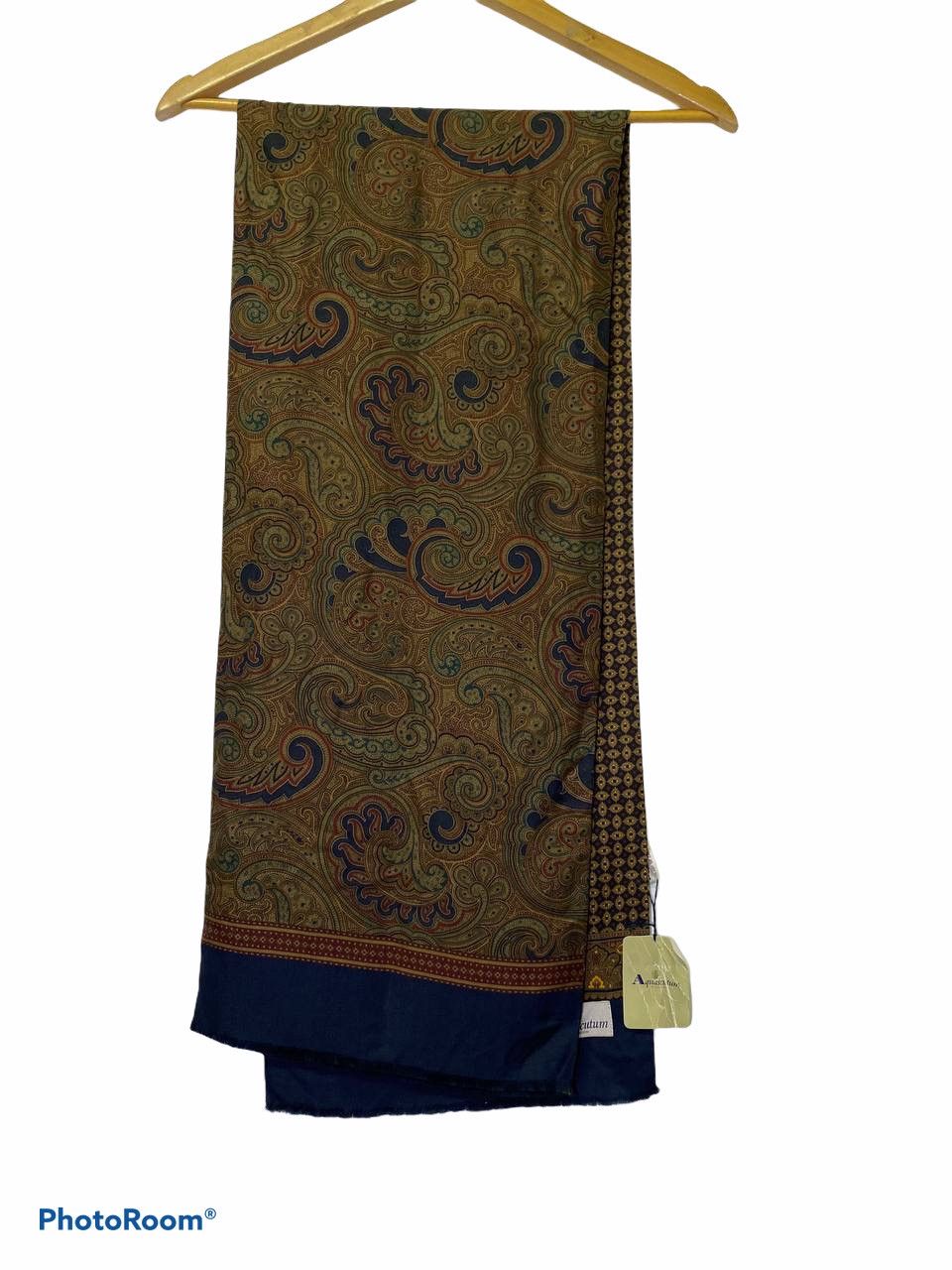 Aquascutum Aquascutum silk scarf nice design Size ONE SIZE - 2 Thumbnail