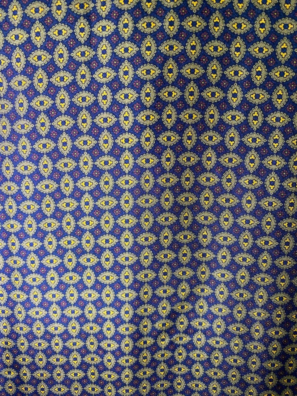 Aquascutum Aquascutum silk scarf nice design Size ONE SIZE - 9 Thumbnail