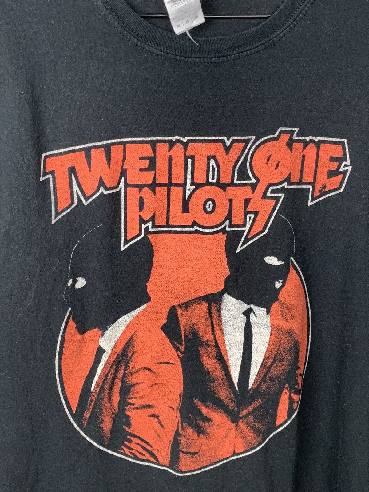 Band Tees Twenty One Pilots T-Shirts Emotional Roadshow Band Tee Music Size US M / EU 48-50 / 2 - 3 Thumbnail