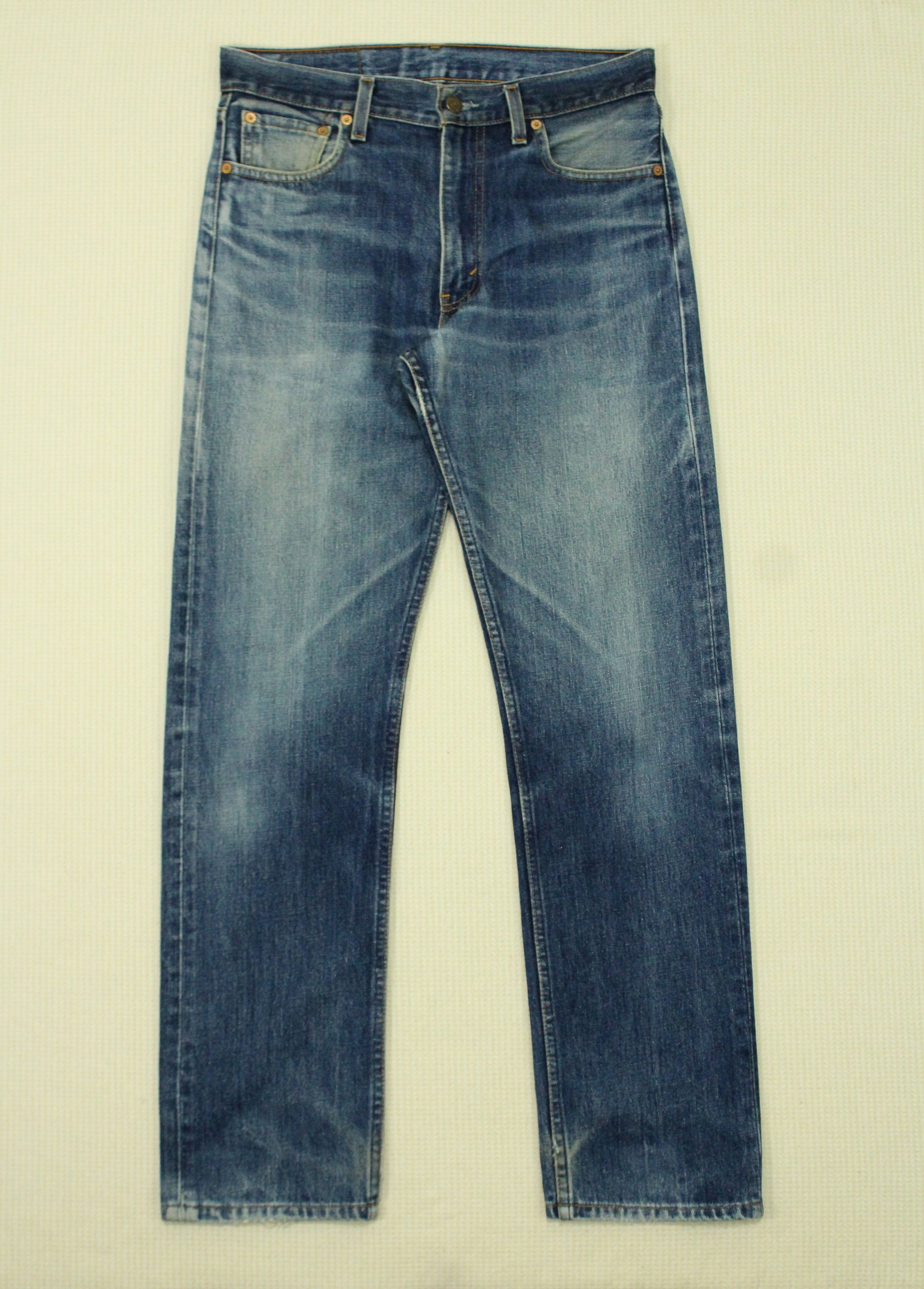 image of Vintage 2000 Levis 505 Jeans VTG Levi's Jeans in Blue, Men's (Size 31)
