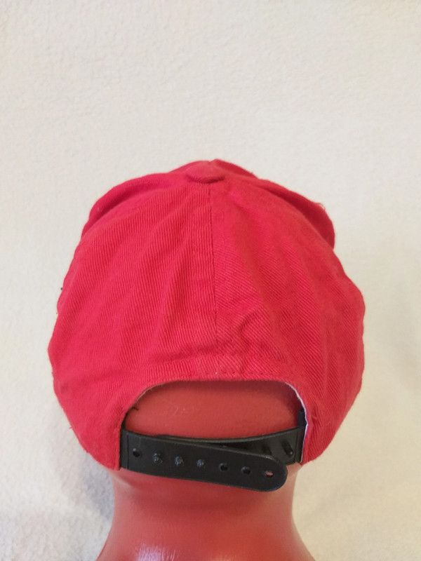 Ferrari Vintage Ferrari Formula 1 Embroidered Logo Red Cap Hat Size ONE SIZE - 4 Thumbnail