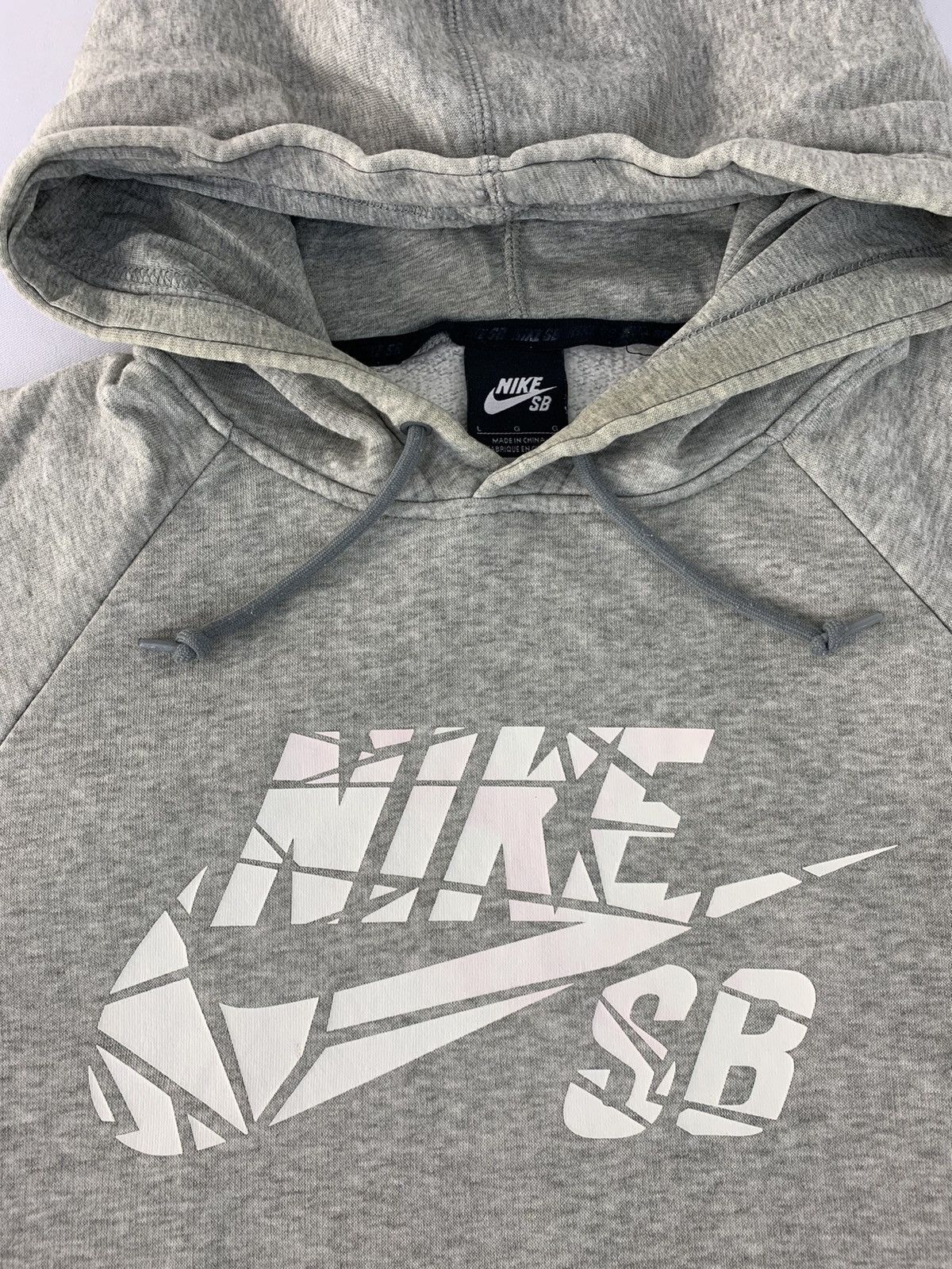 Nike Hype Nike SB Sportswear Pull Over Hoodies Big Logo Swoosh Size US L / EU 52-54 / 3 - 3 Thumbnail