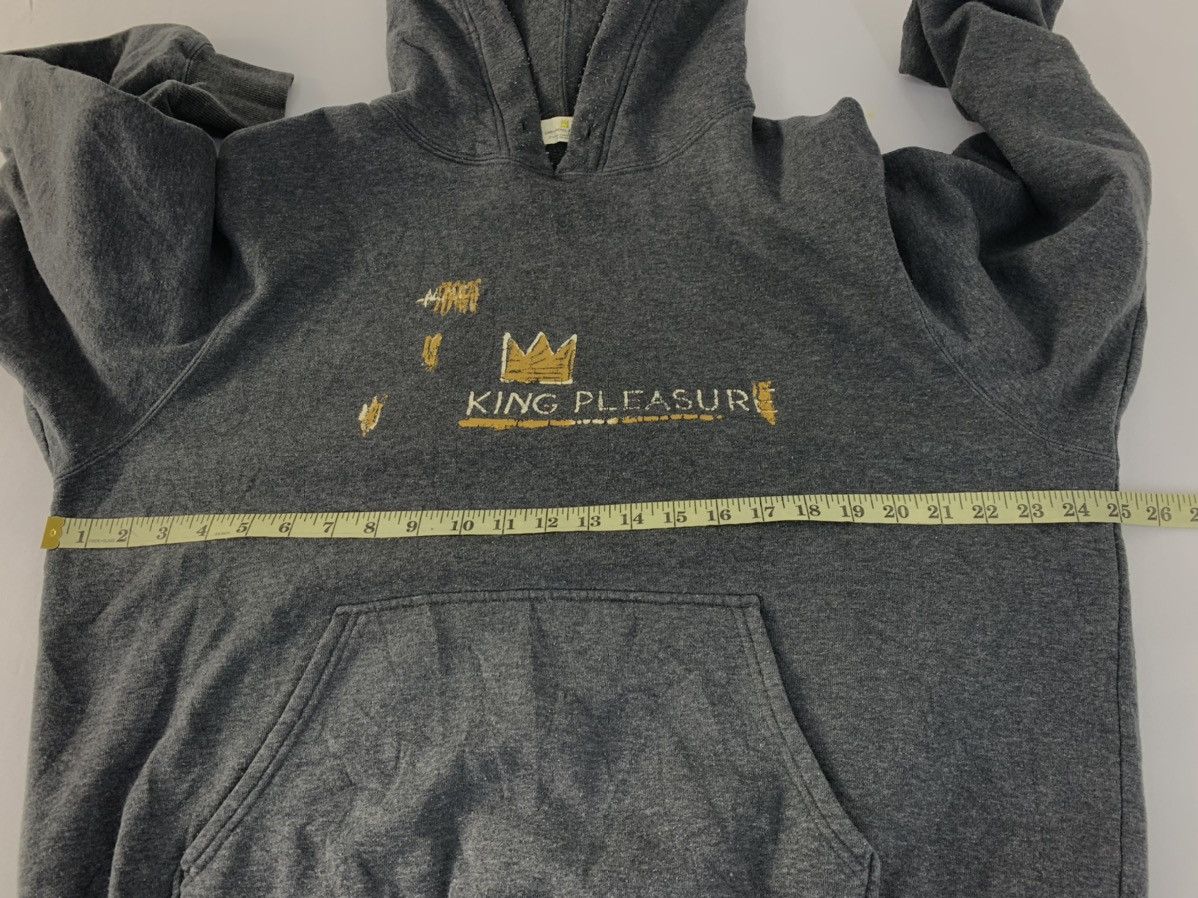 Japanese Brand Vintage Jean Michel Basquiat King Pleasure Art Logo Hoodies Size US L / EU 52-54 / 3 - 11 Thumbnail