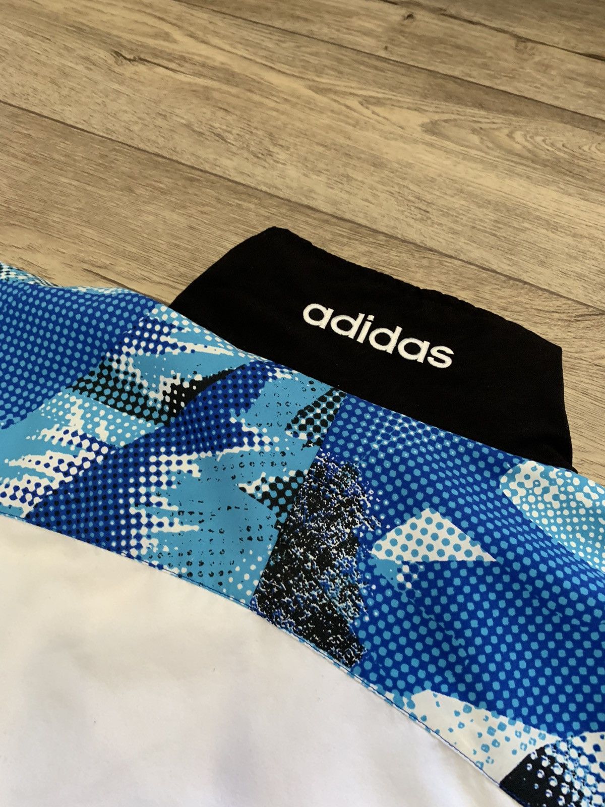 Adidas × Vintage Vintage Adidas Track Jacket Windbreaker Mini Swoosh Y2K USA Size US L / EU 52-54 / 3 - 9 Thumbnail