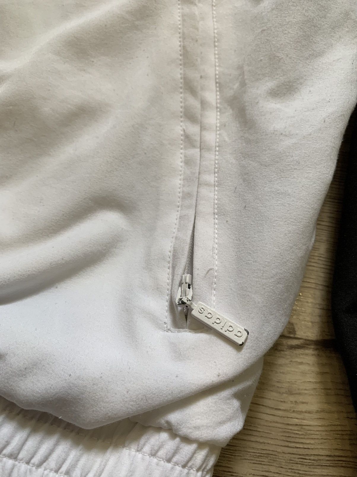 Adidas × Vintage Vintage Adidas Track Jacket Windbreaker Mini Swoosh Y2K USA Size US L / EU 52-54 / 3 - 3 Thumbnail