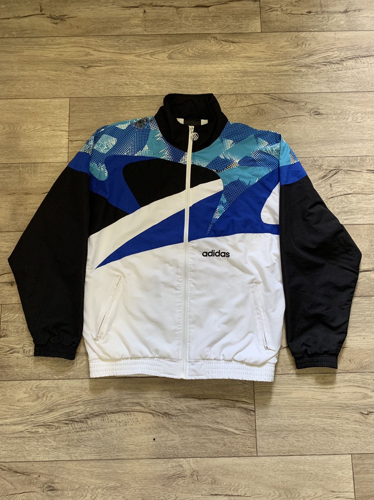 Adidas × Vintage Vintage Adidas Track Jacket Windbreaker Mini Swoosh Y2K USA Size US L / EU 52-54 / 3 - 1 Thumbnail