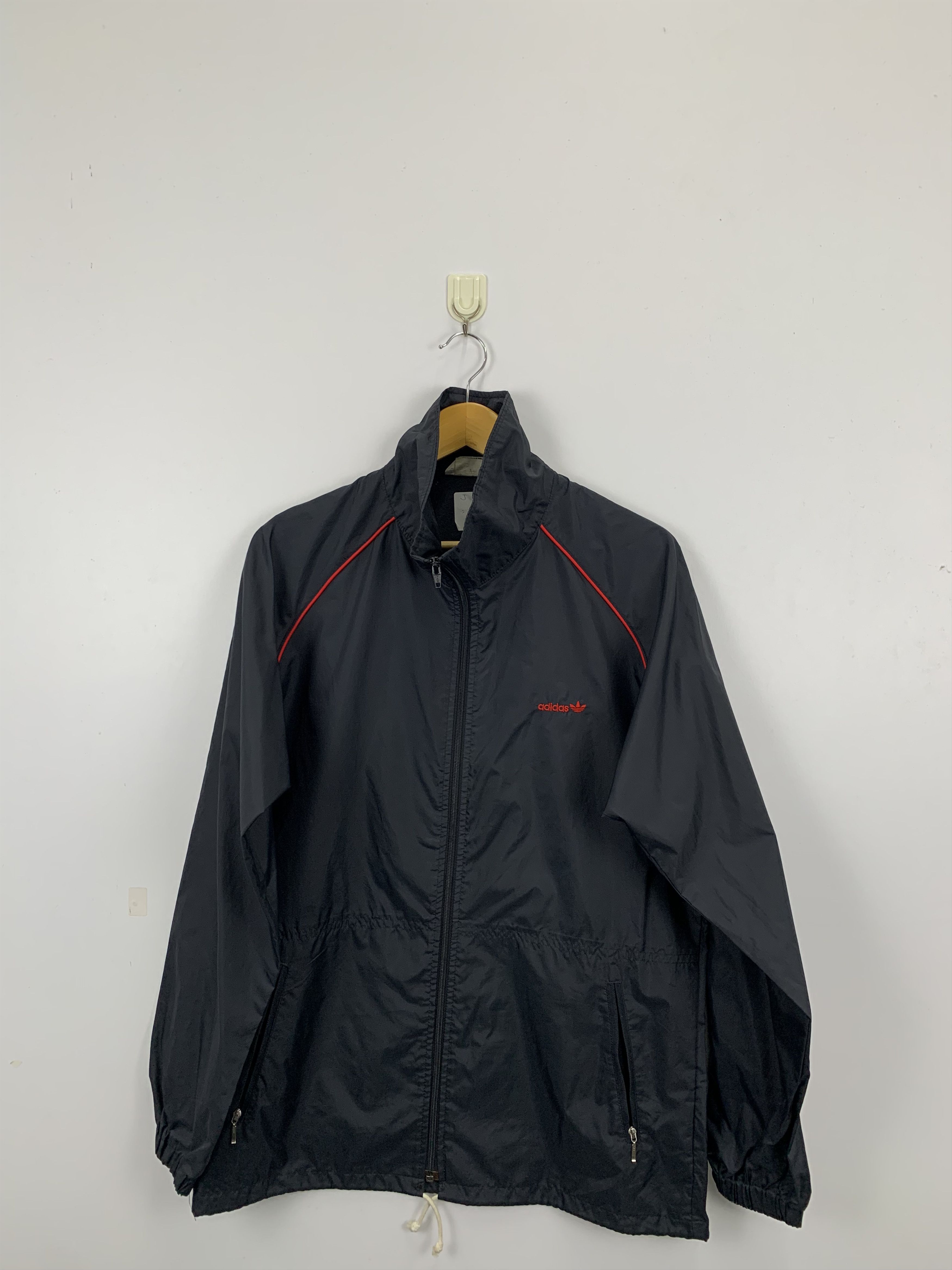 Adidas × Descente × Vintage Vintage Adidas Windbreaker Zipper Light Jacket Size US L / EU 52-54 / 3 - 1 Thumbnail