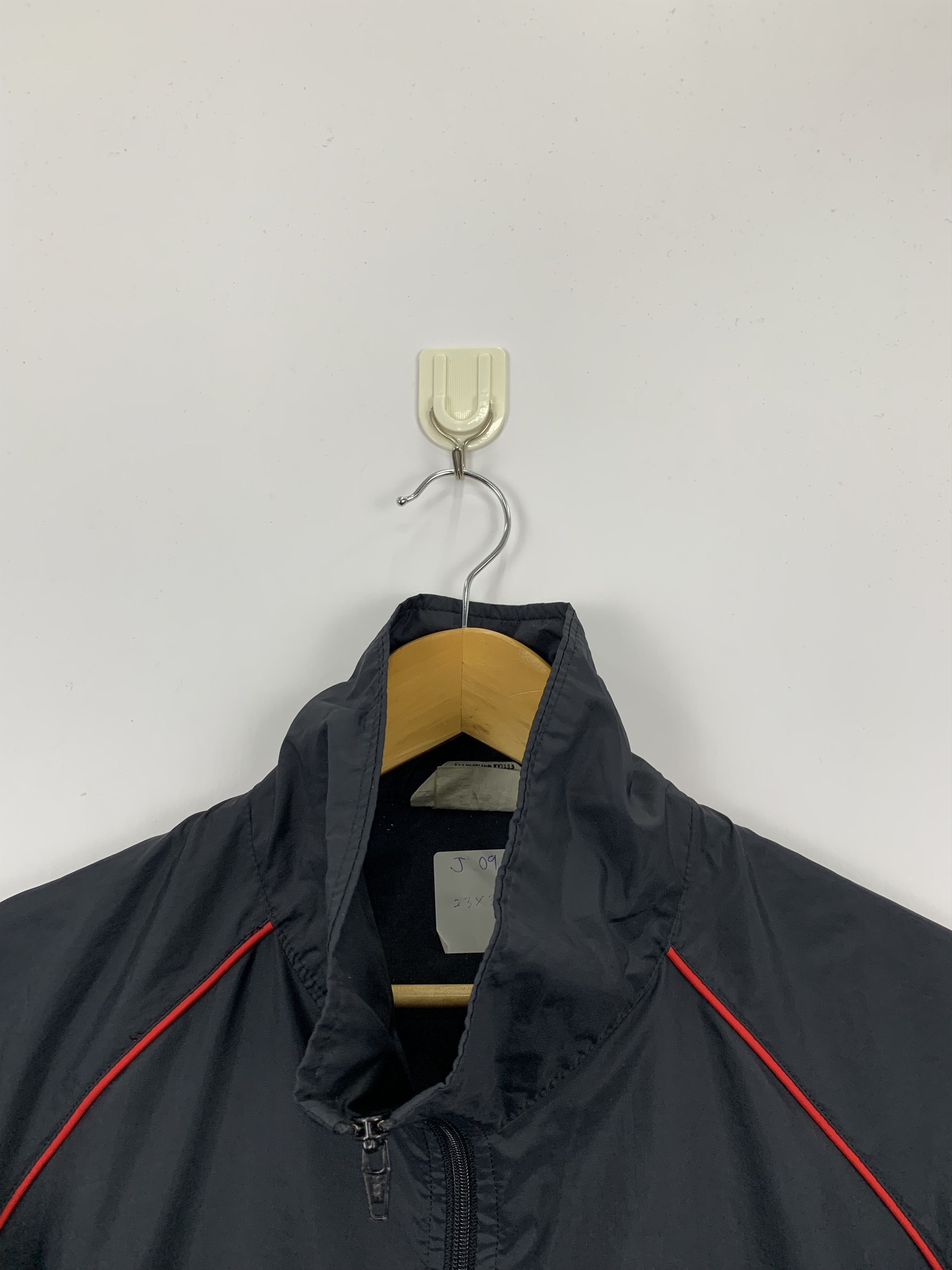 Adidas × Descente × Vintage Vintage Adidas Windbreaker Zipper Light Jacket Size US L / EU 52-54 / 3 - 9 Thumbnail