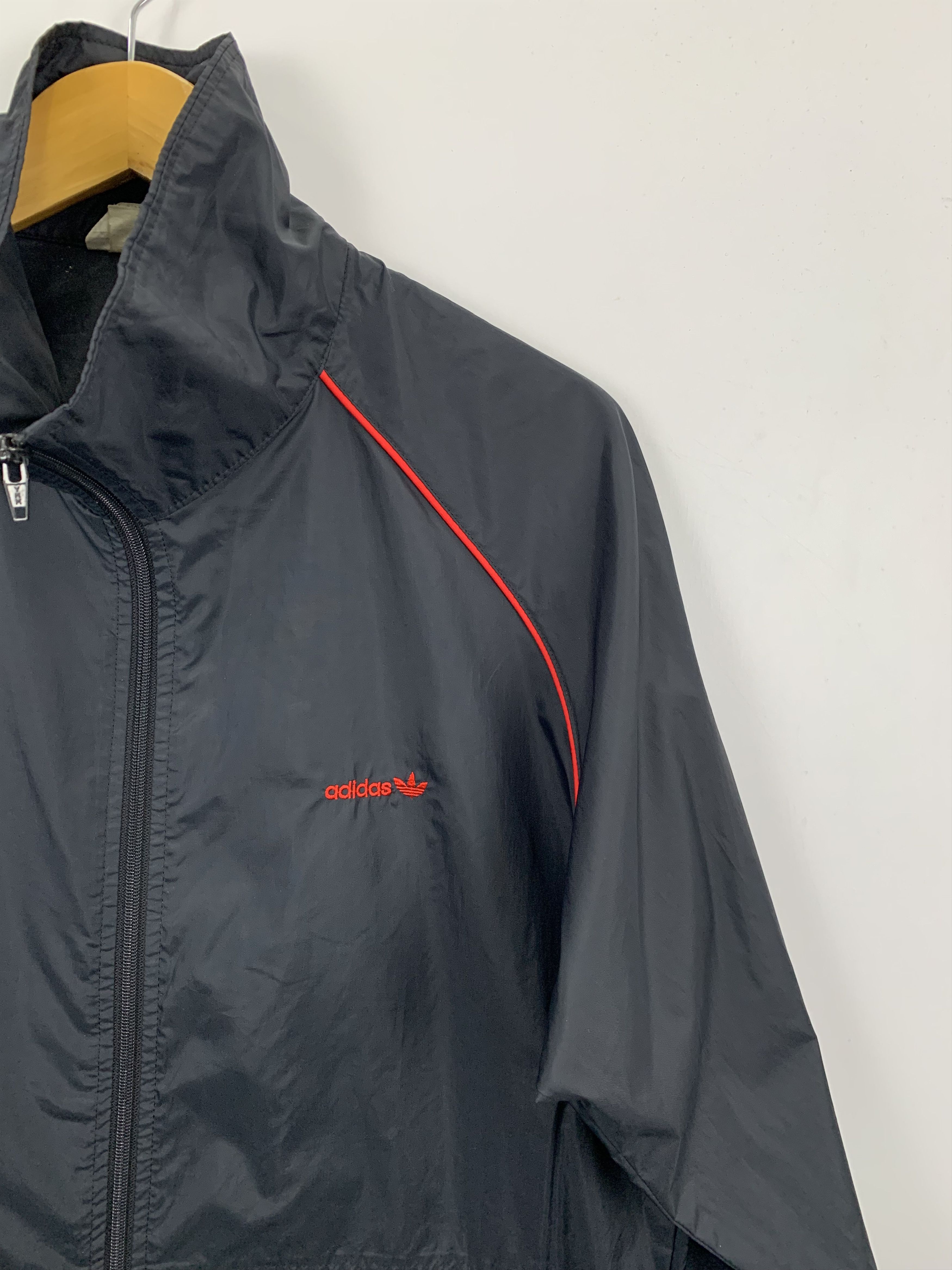 Adidas × Descente × Vintage Vintage Adidas Windbreaker Zipper Light Jacket Size US L / EU 52-54 / 3 - 8 Thumbnail