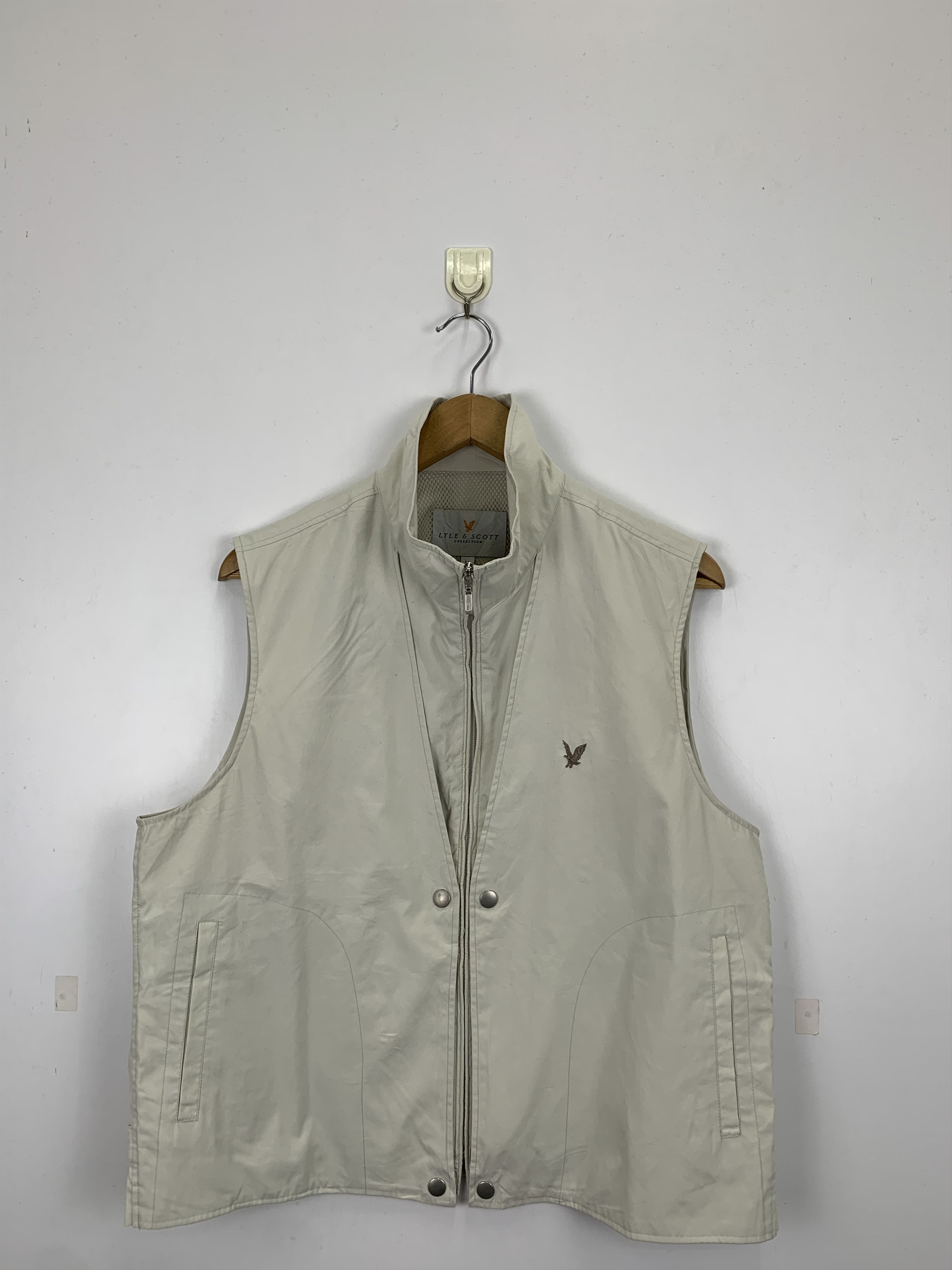 image of Lyle Scott x Vintage Lyle & Scott Zipper Vest Jacket in White, Men's (Size Medium)