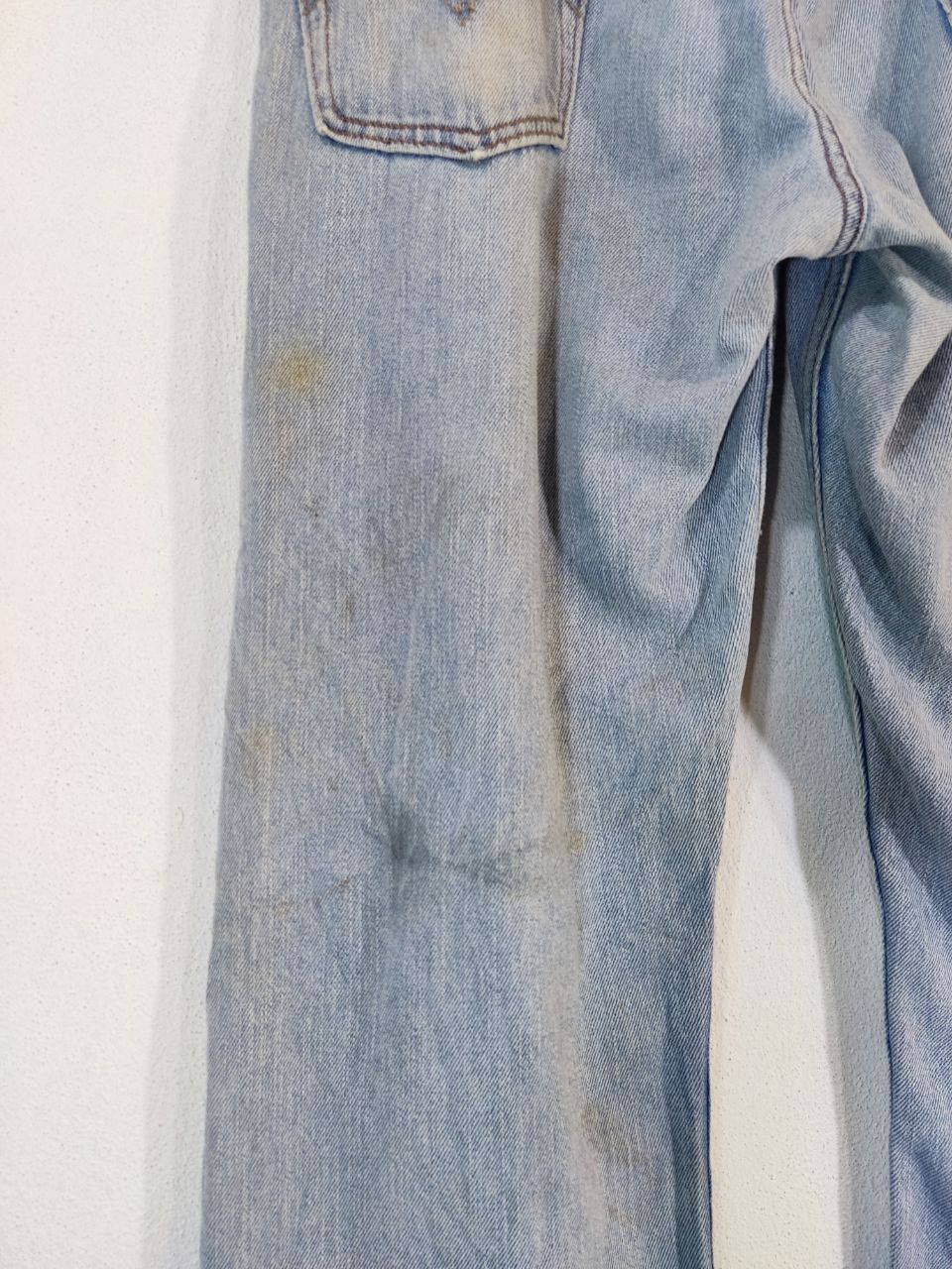 Levi's vintage levis 505 regular fit light wash distressed denim Size US 39 - 5 Thumbnail
