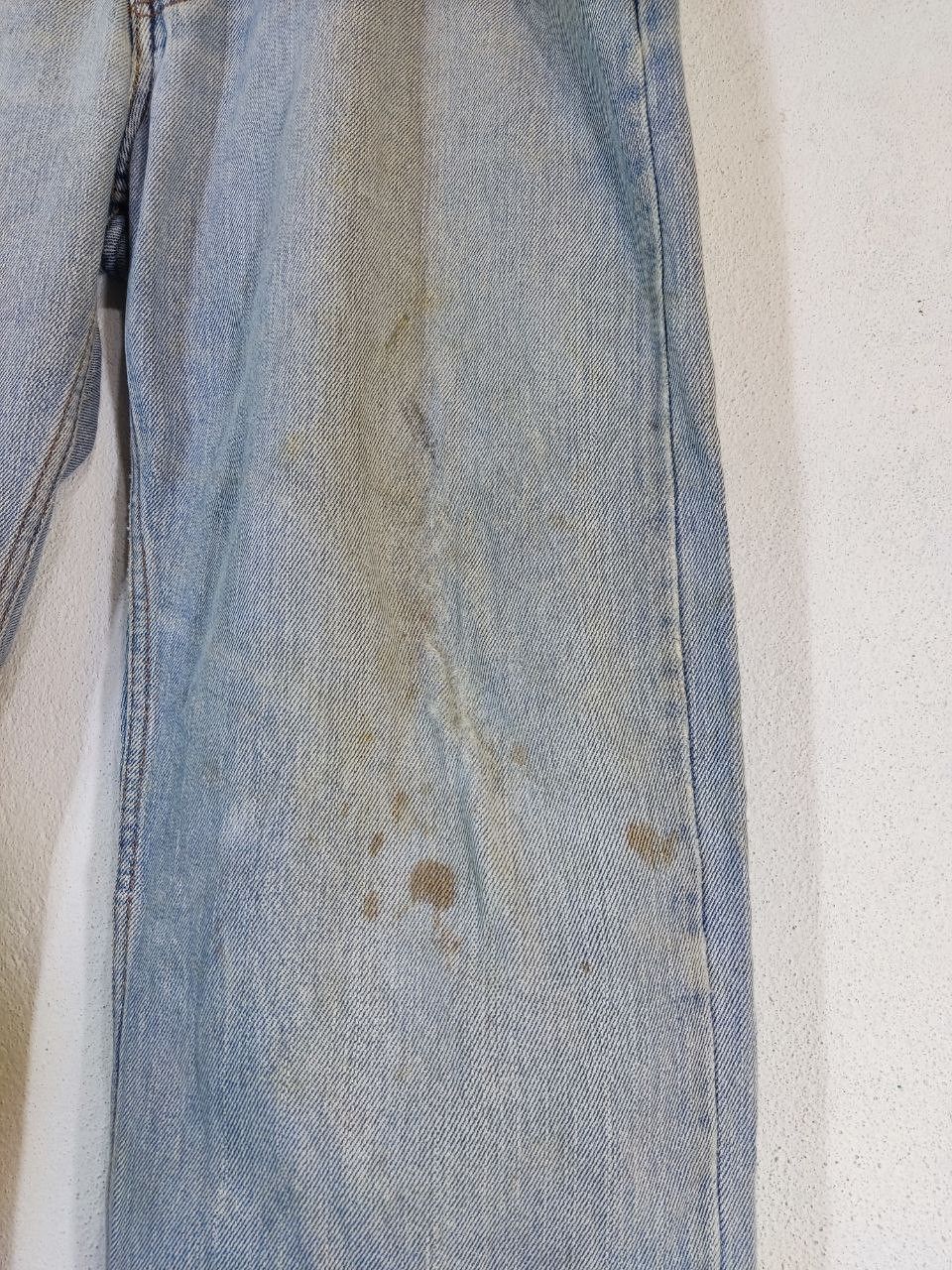 Levi's vintage levis 505 regular fit light wash distressed denim Size US 39 - 10 Thumbnail