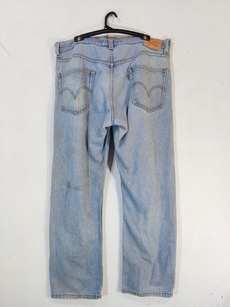 Levi's vintage levis 505 regular fit light wash distressed denim Size US 39 - 1 Thumbnail