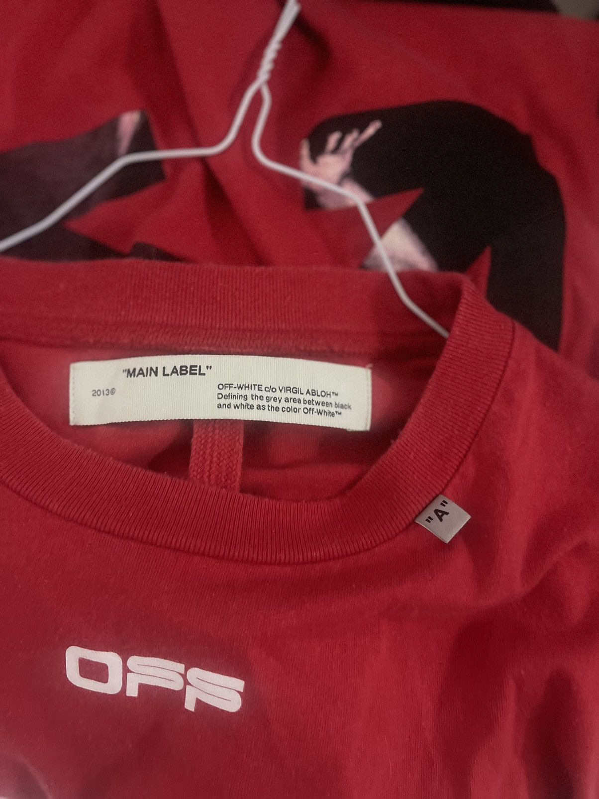 Off-White Off white red Caravaggio TEE Size US M / EU 48-50 / 2 - 9 Thumbnail