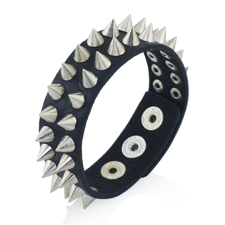 Jewelry Delicate Cuspidal Spikes Rivet Bracelet Size ONE SIZE - 1 Thumbnail