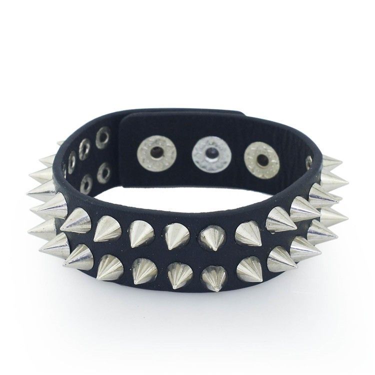 Jewelry Delicate Cuspidal Spikes Rivet Bracelet Size ONE SIZE - 3 Thumbnail