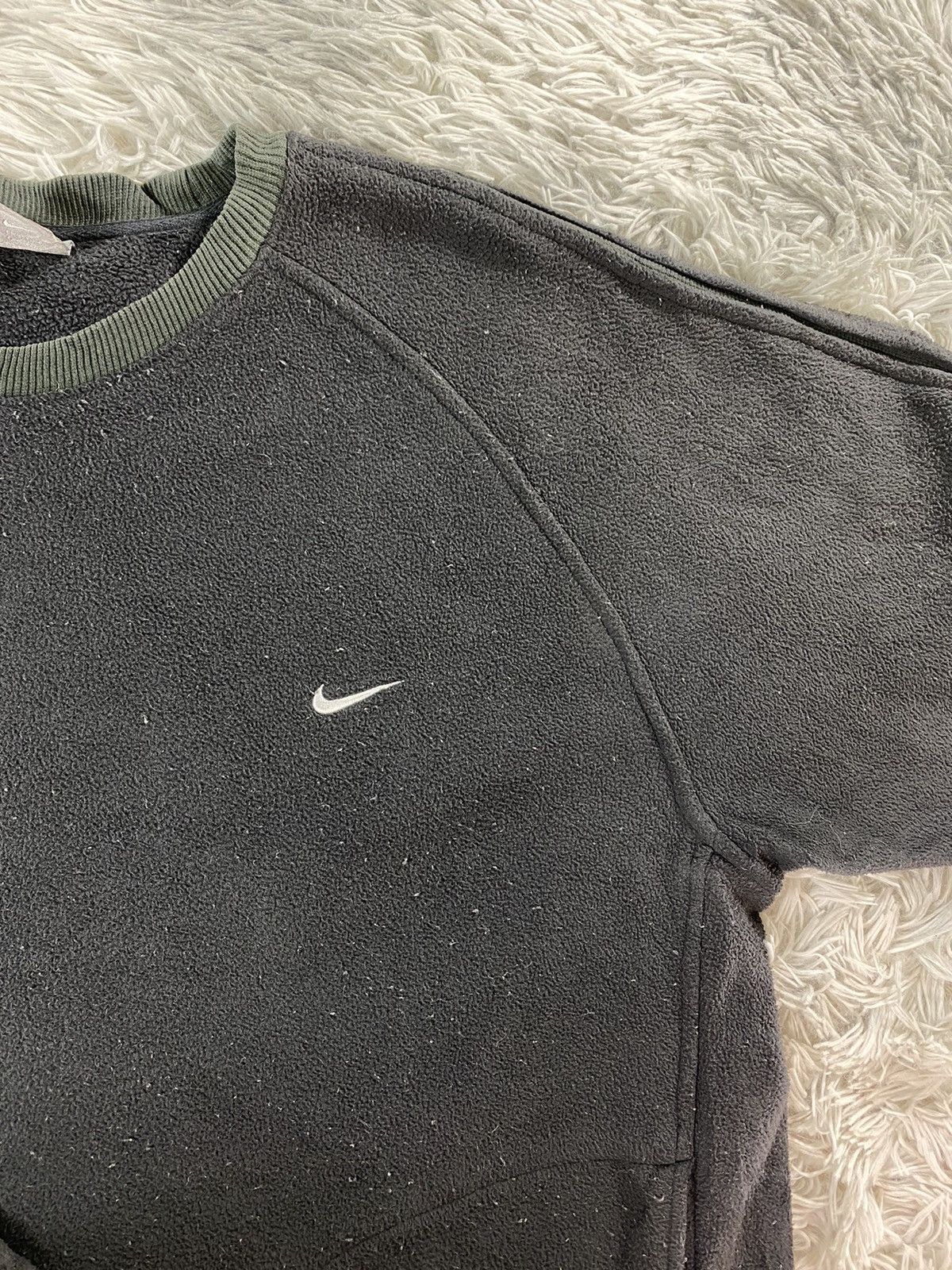 Nike × Vintage Vintage Nike Small logo sweatshirt Streetwear Size US L / EU 52-54 / 3 - 5 Thumbnail