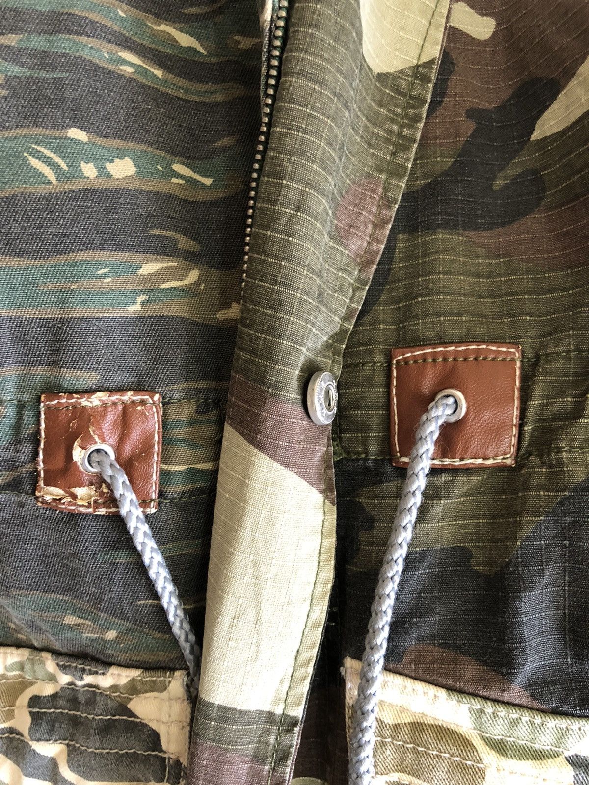 Engineered Garments 🎌 Japanese Brand Square Parka Army camouflage Size US L / EU 52-54 / 3 - 22 Thumbnail