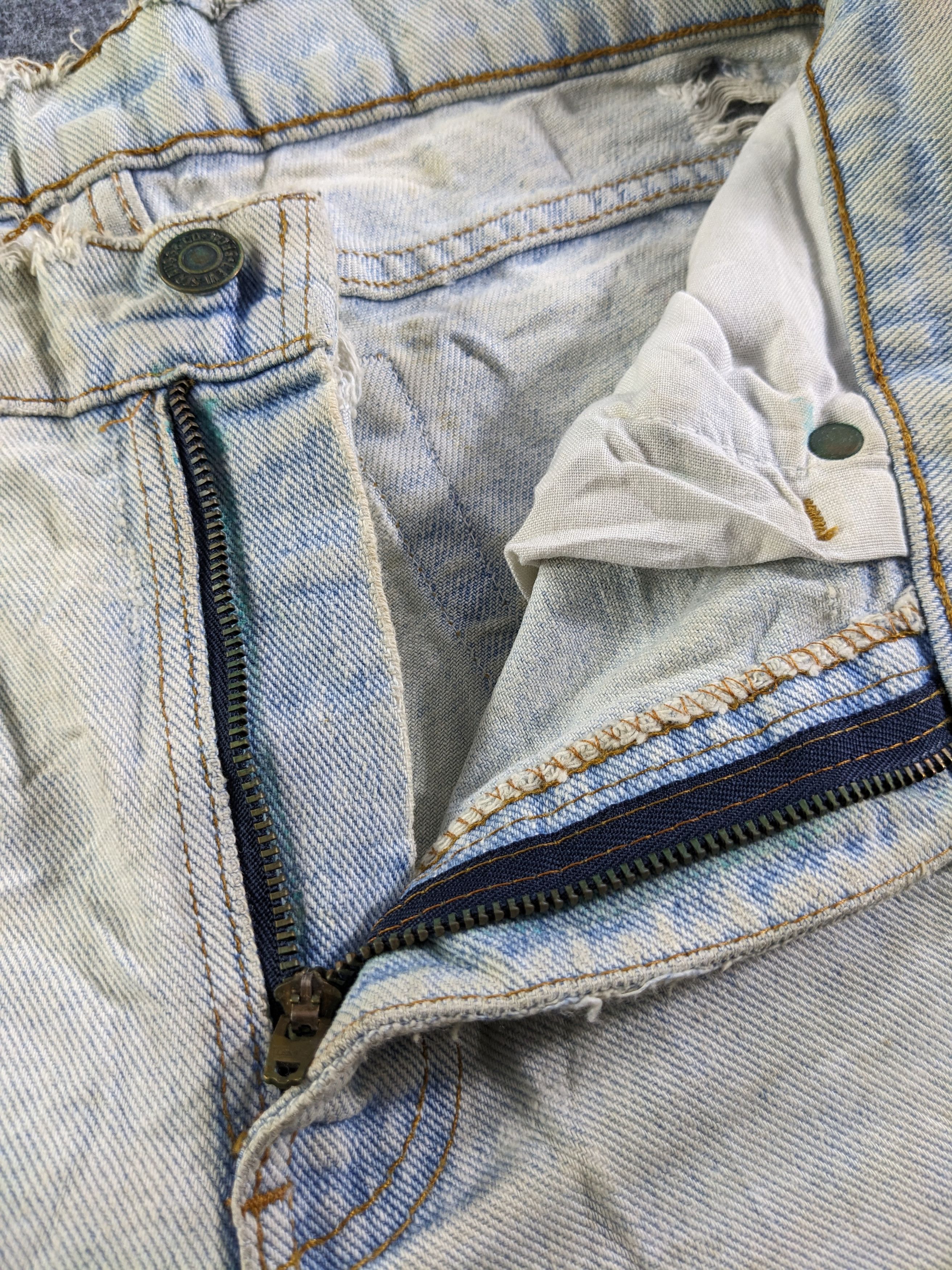 Levi's × Vintage Vintage Distressed Levis Jeans-P44 Size US 28 / EU 44 - 9 Thumbnail